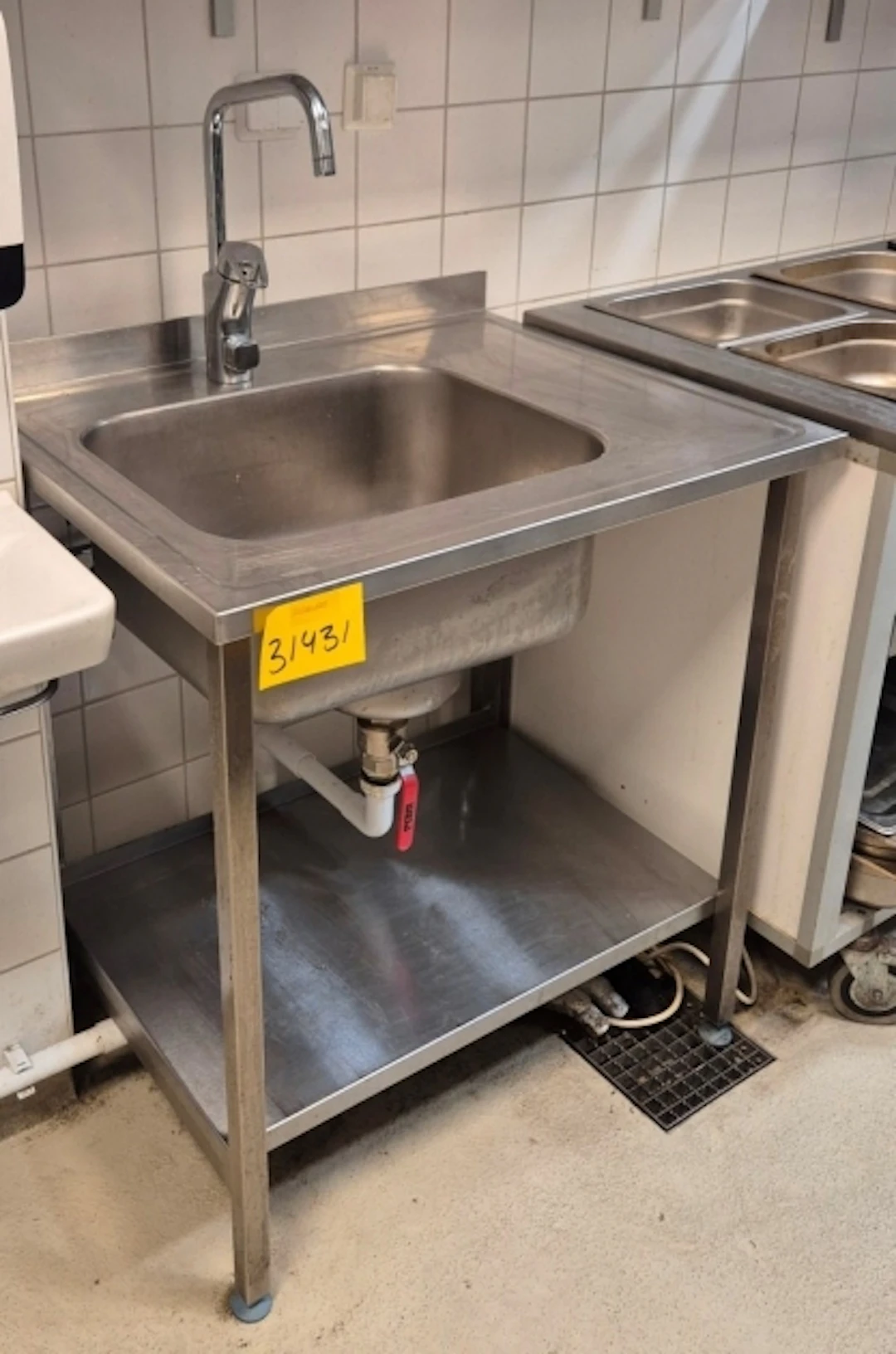 ROSTFRI DISKBÄNK MED BLANDARE