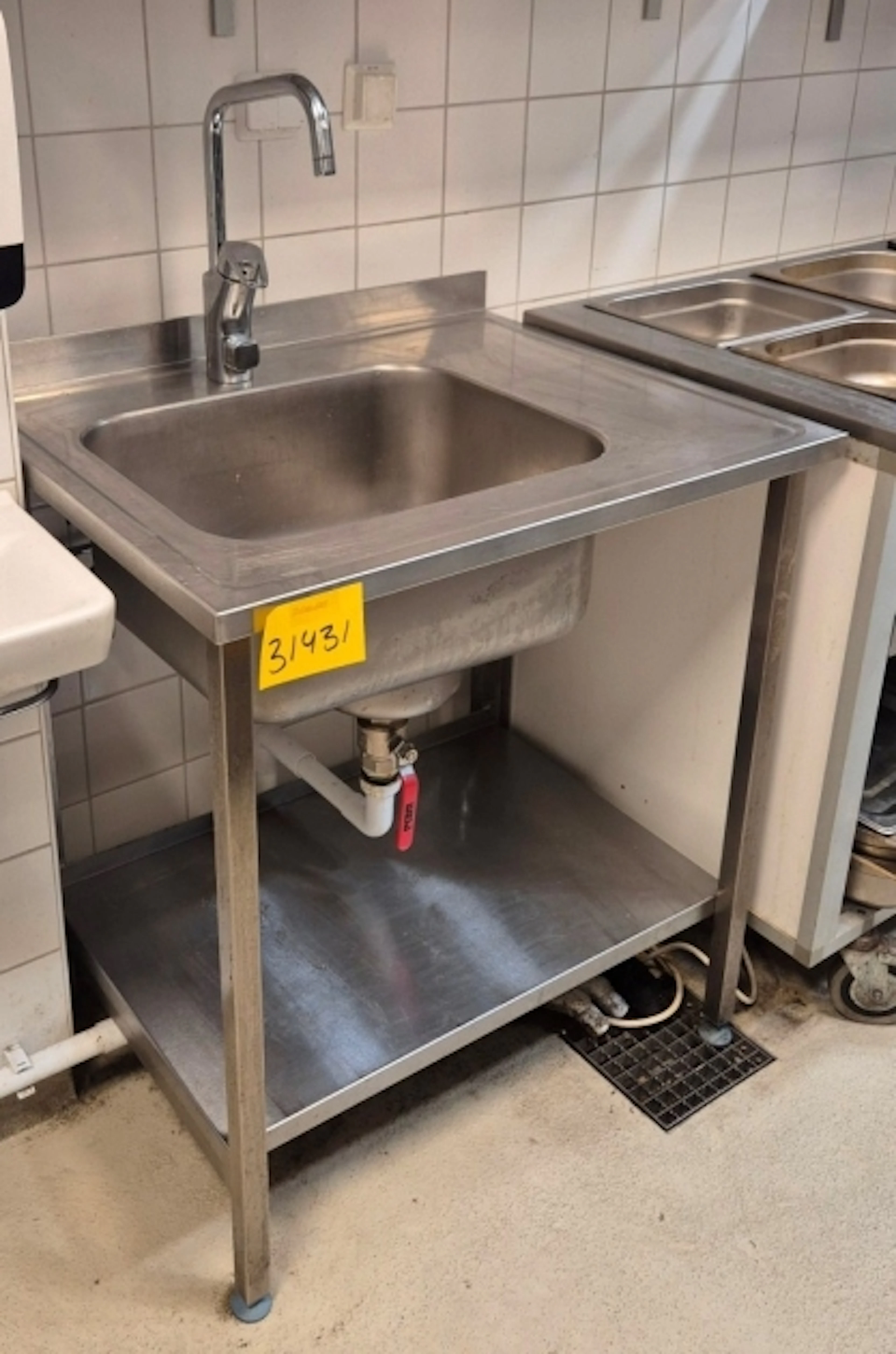 ROSTFRI DISKBÄNK MED BLANDARE