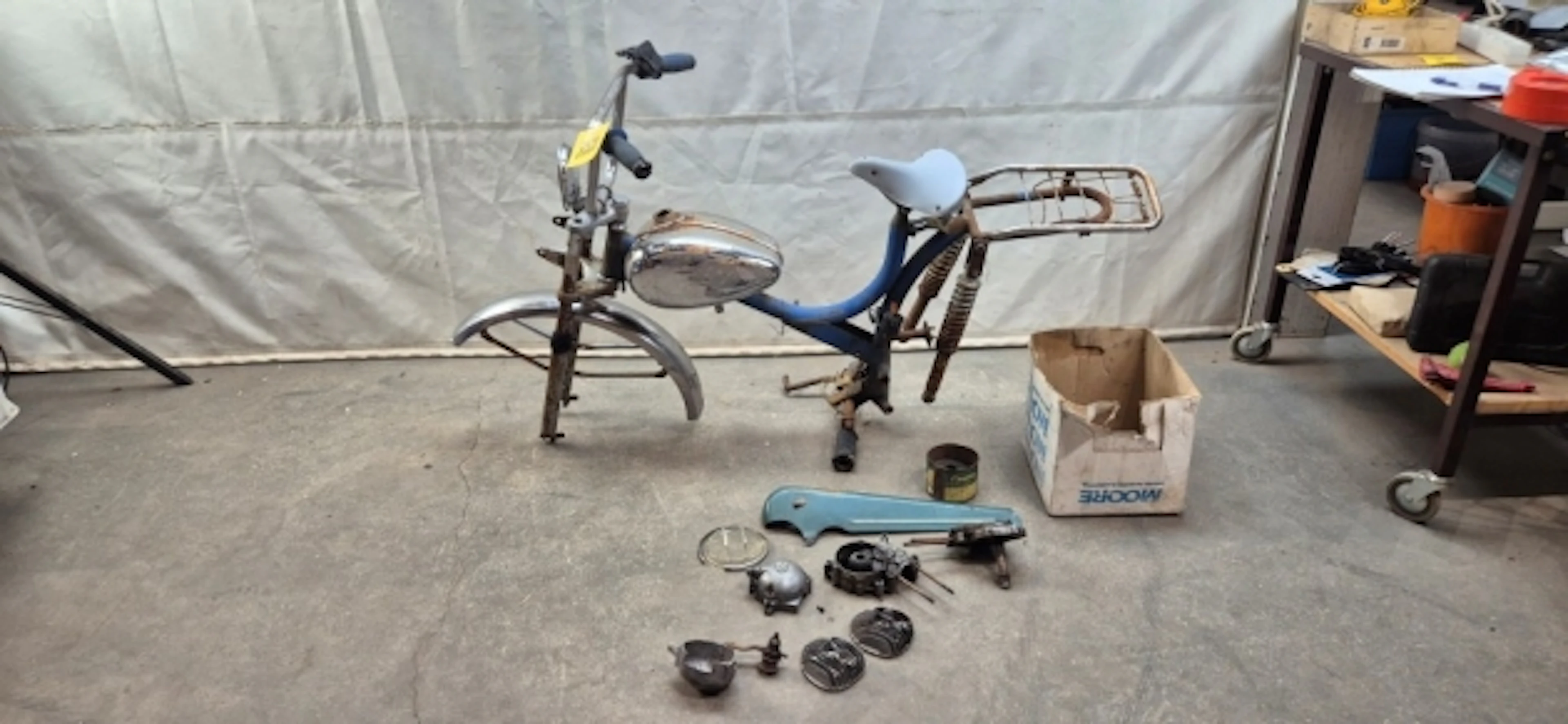 MOPEDRAM + MOPEDDELAR