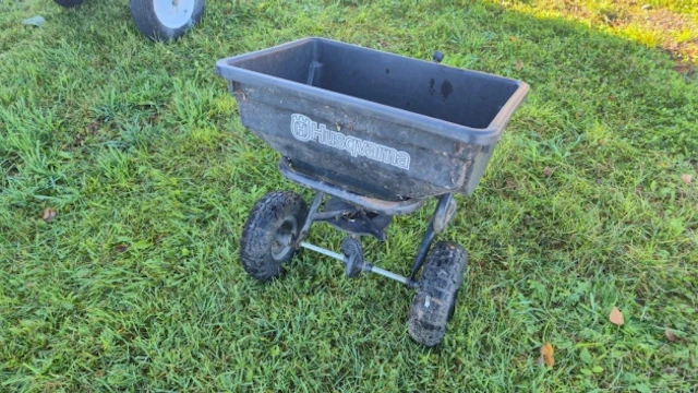 SÅMASKIN/SANDSPRIDARE
