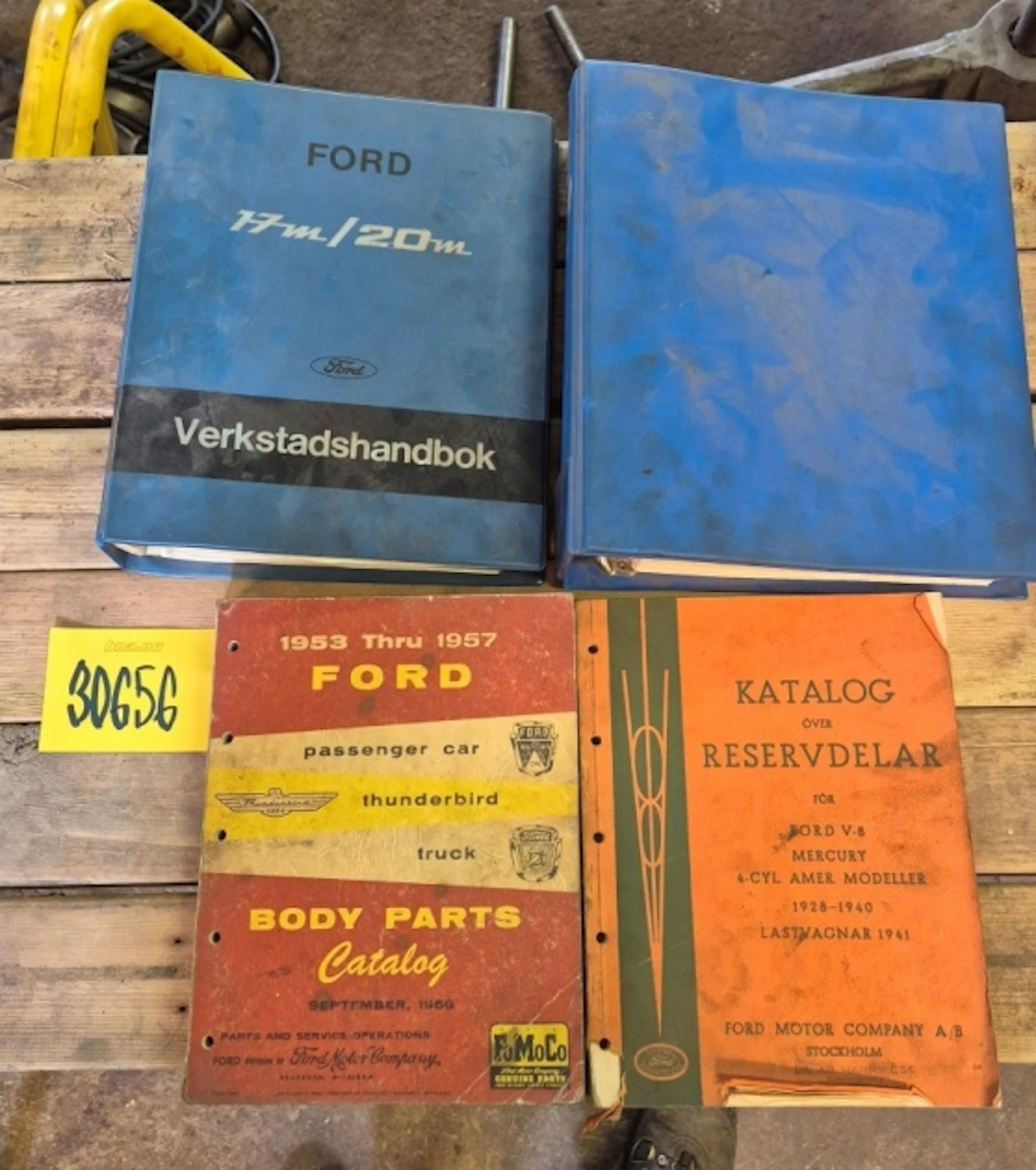 VERKSTADS- / RESERVDELSKATALOGER FORD