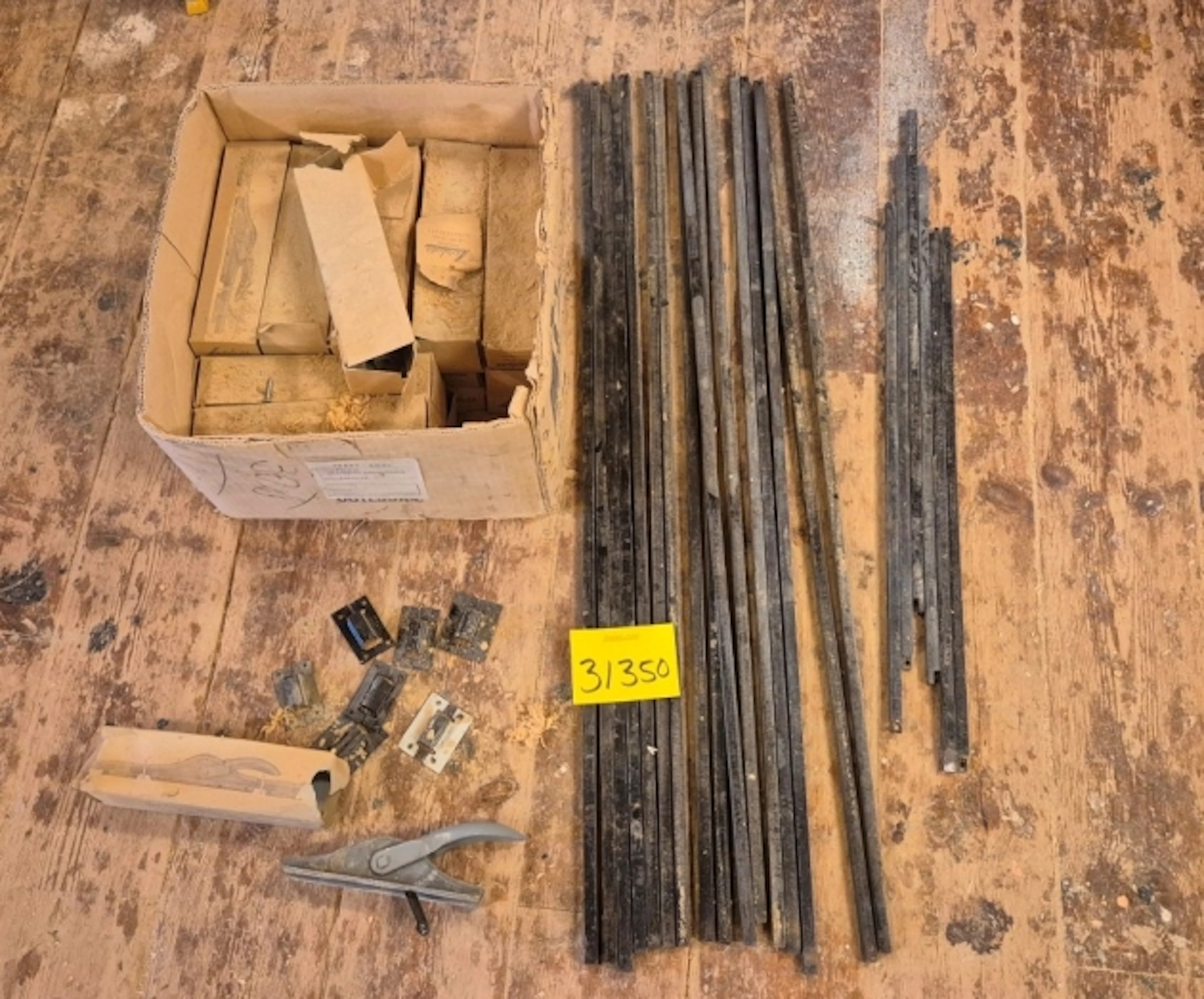 CA 20st GARAGEDÖRRHÅLLARE NR 1172