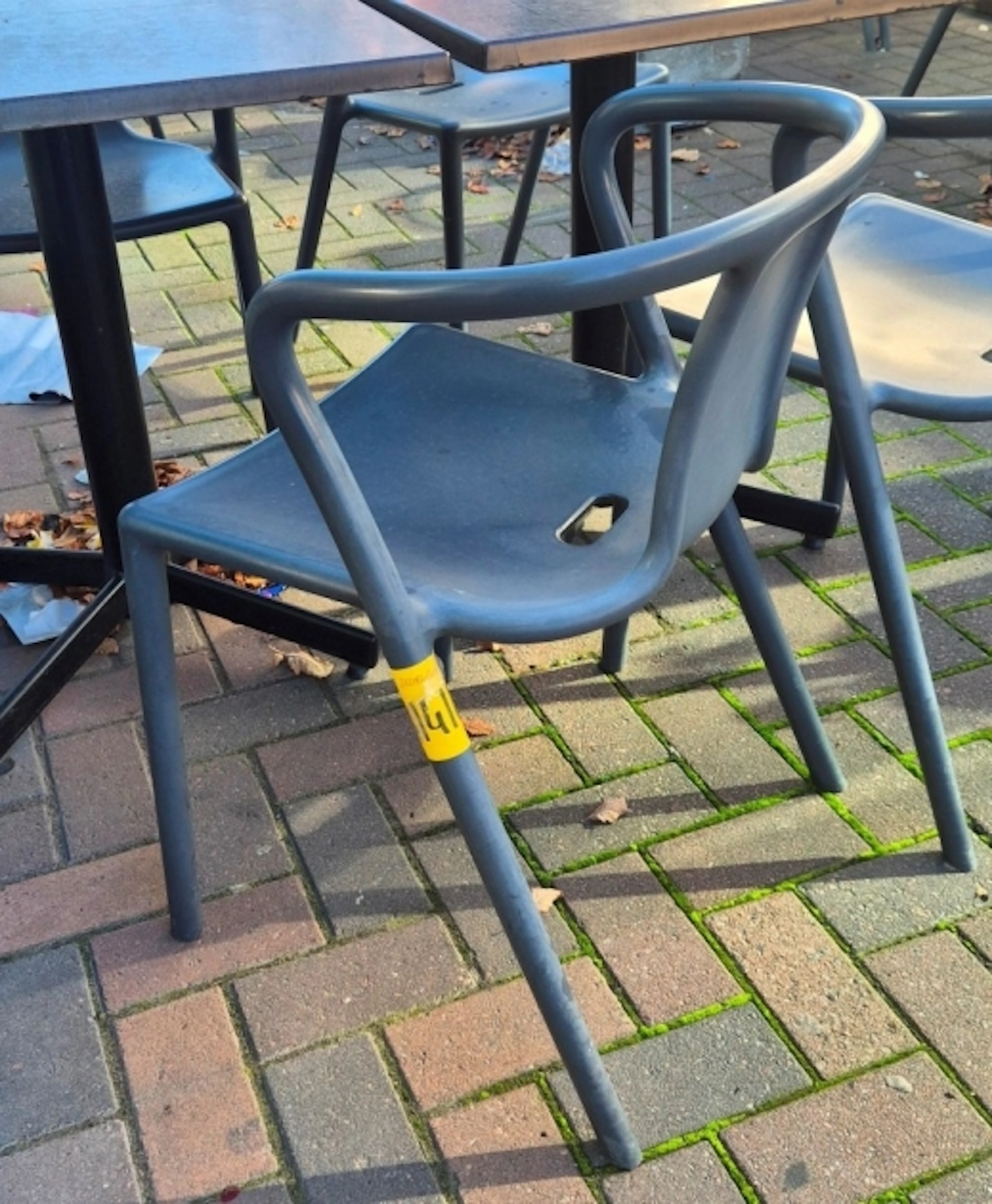 20ST STOLAR I PLAST