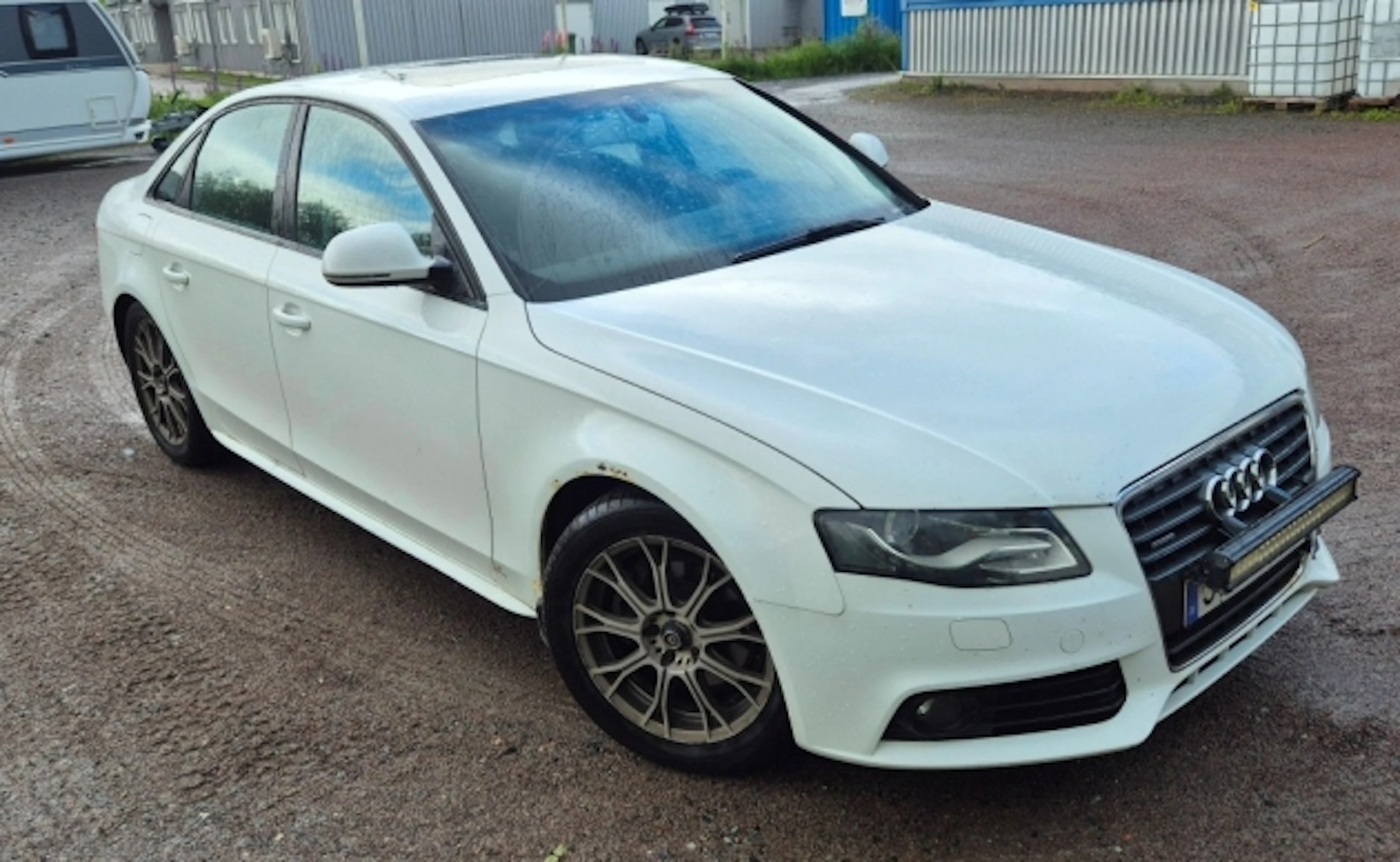 Audi A4 Sedan 2.0 TDI DPF quattro -2009