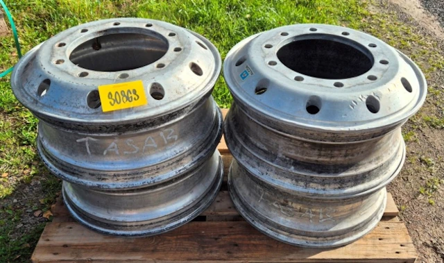 4ST ALUMINIUMFÄLGAR LASTBIL 22,5" VOLVO