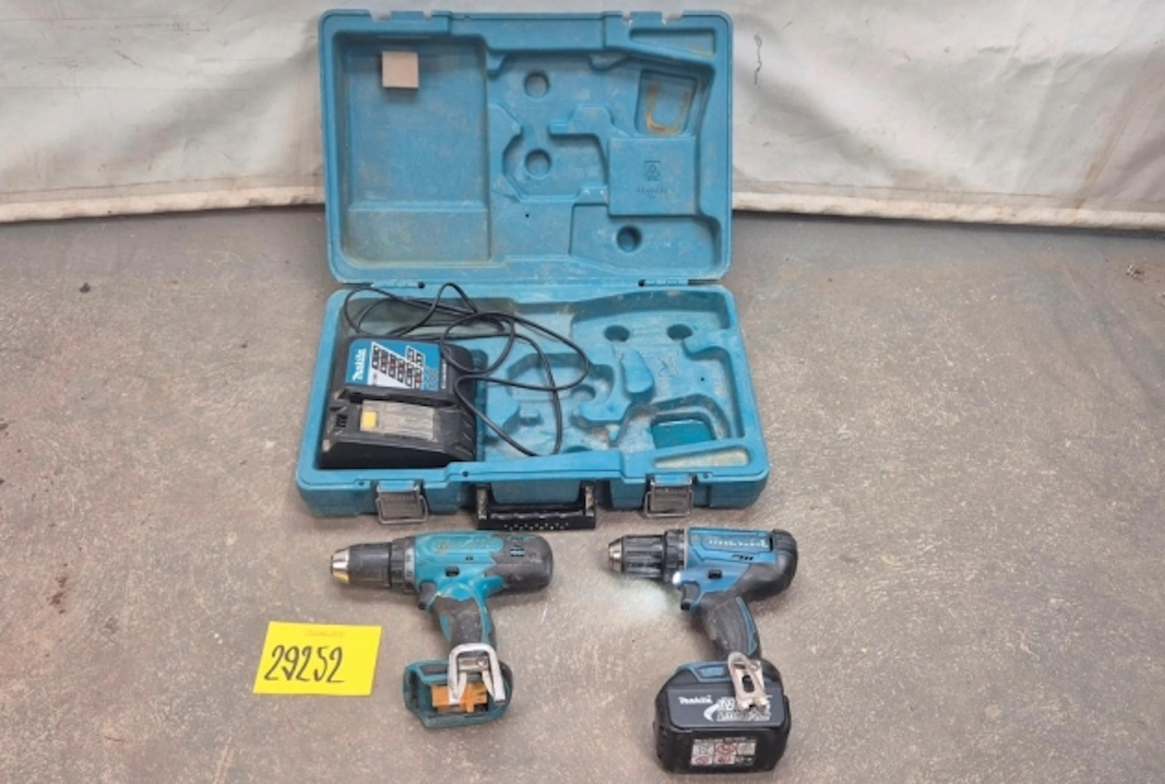 2ST BATTERIMASKINER 18V MAKITA