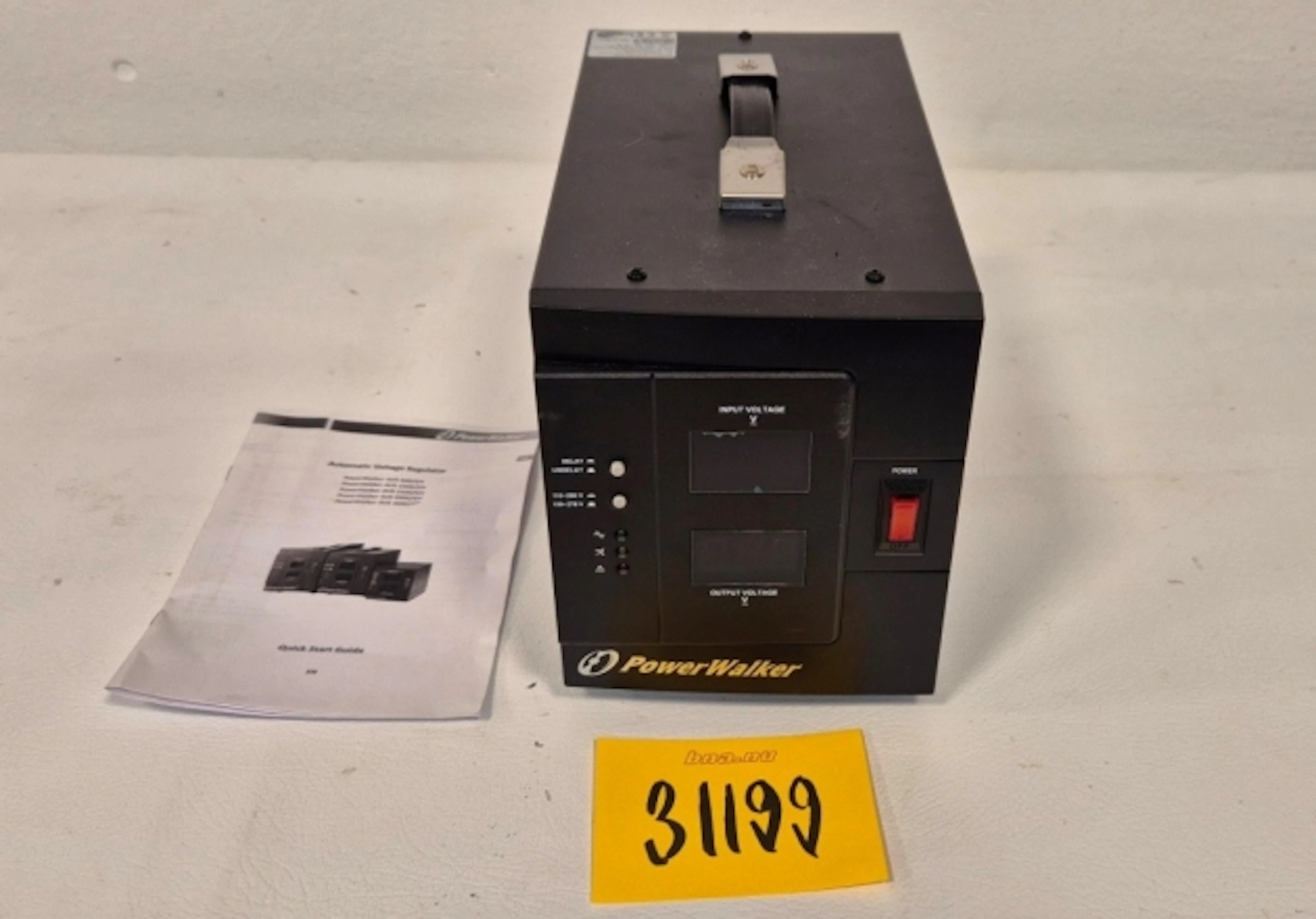 AUTOMATISK SPÄNNINGSREGULATOR POWERWALKER AVR3000