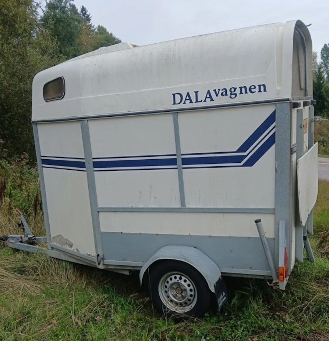 HÄSTTRANSPORT DALAVAGNEN 200-1300 -2000