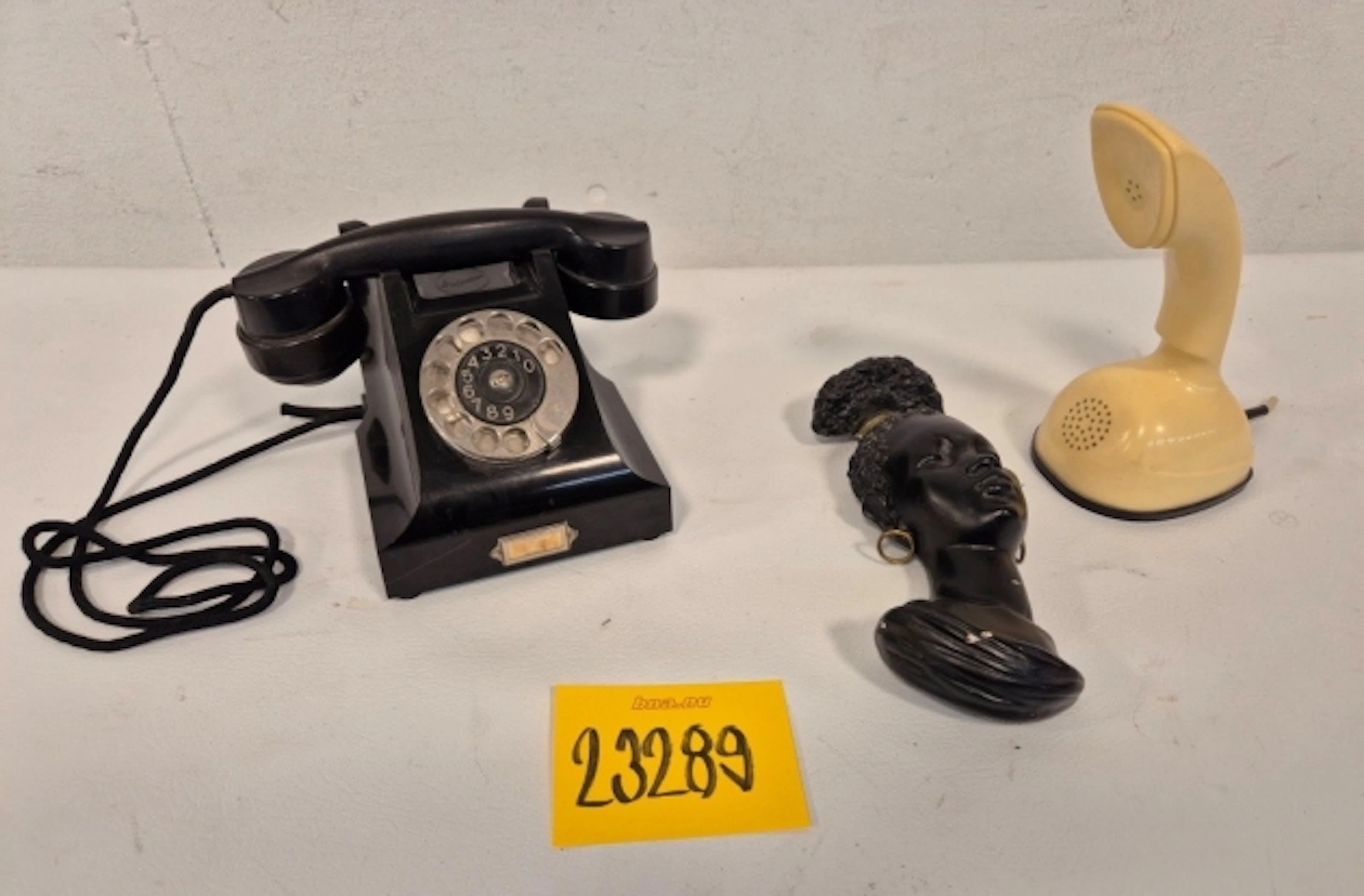 GAMLA TELEFONER M.M.