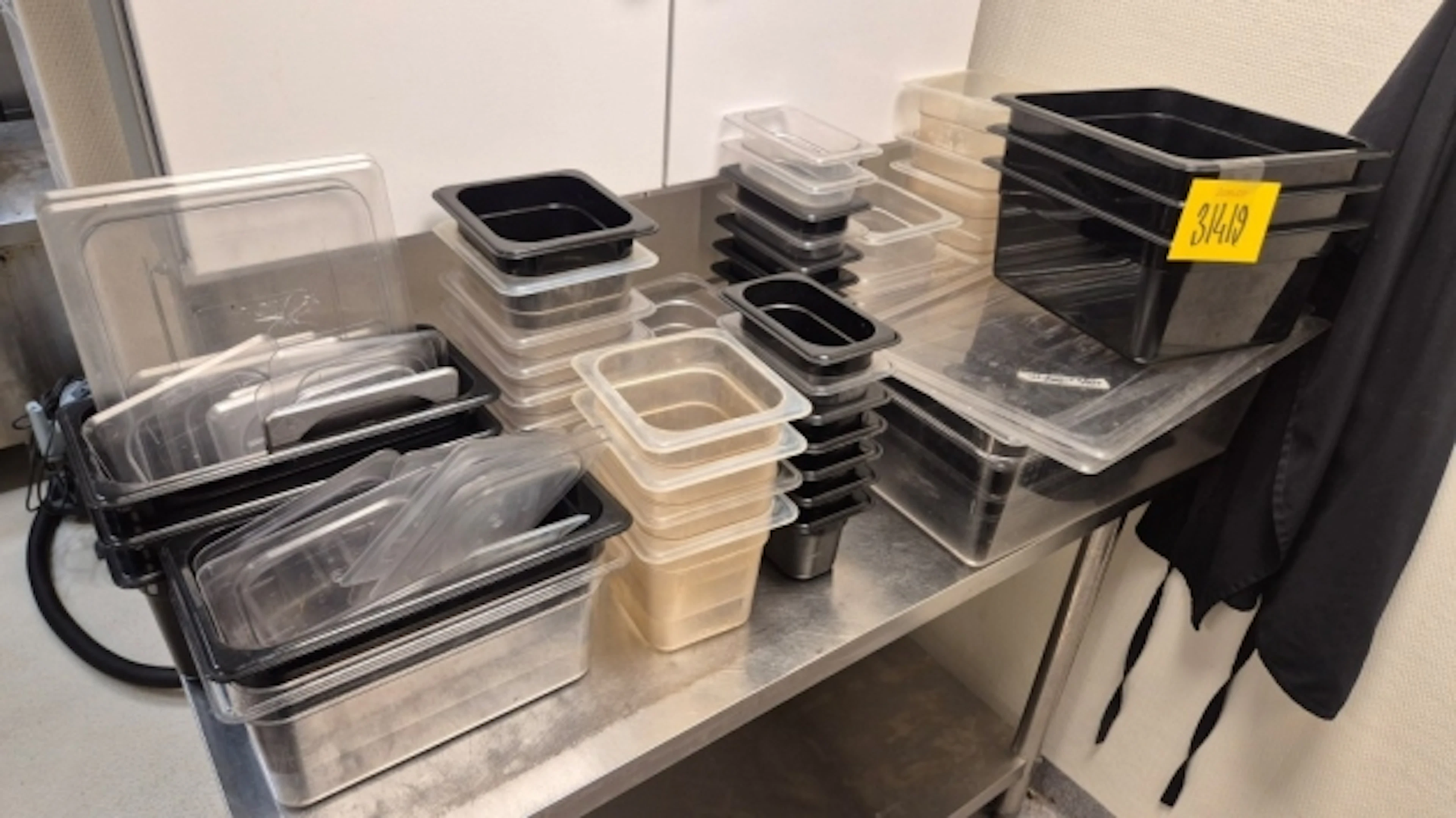 PLASTKANTINER