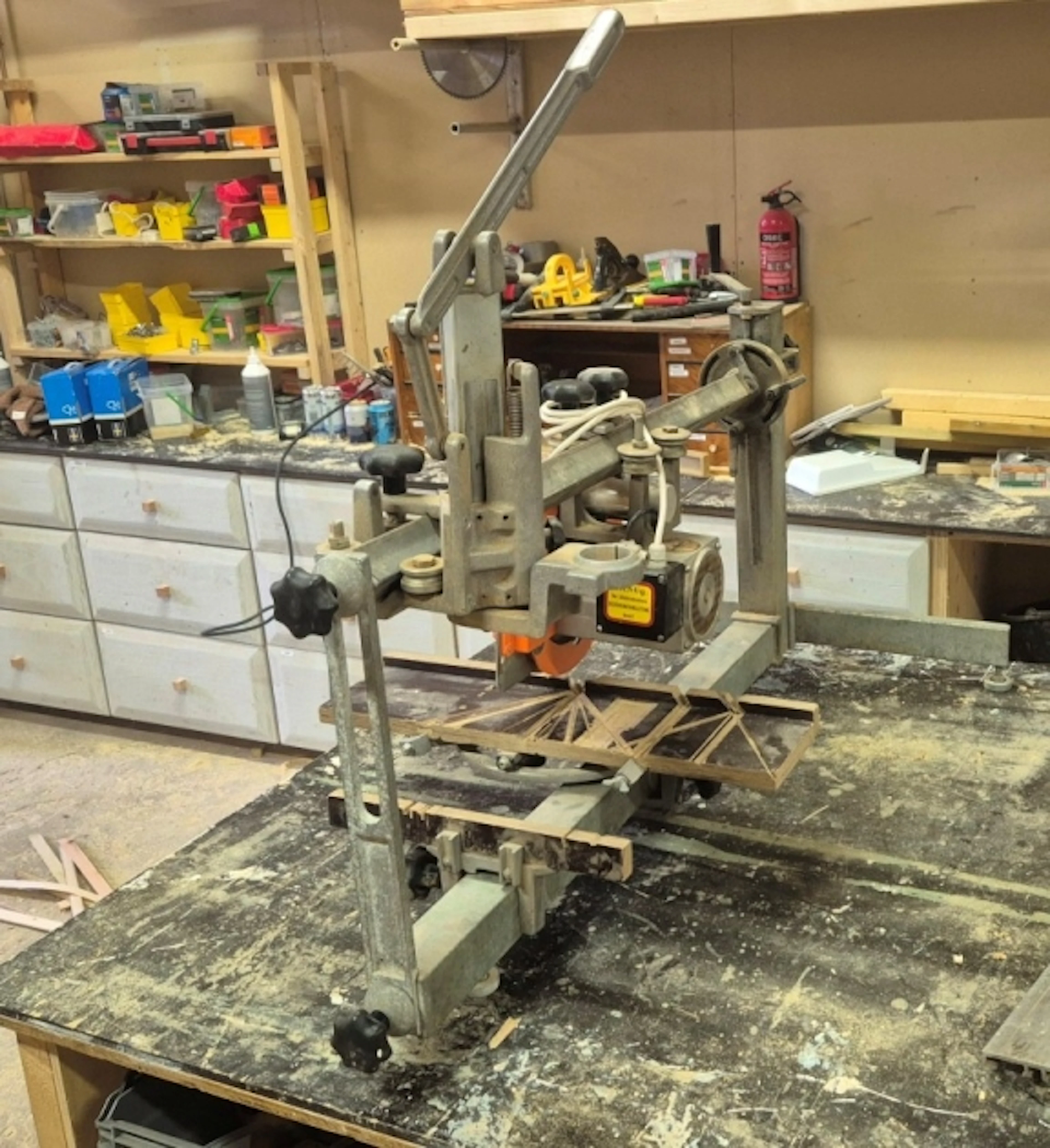 PORTABEL RADIALSÅG EUMENIA M50L/300