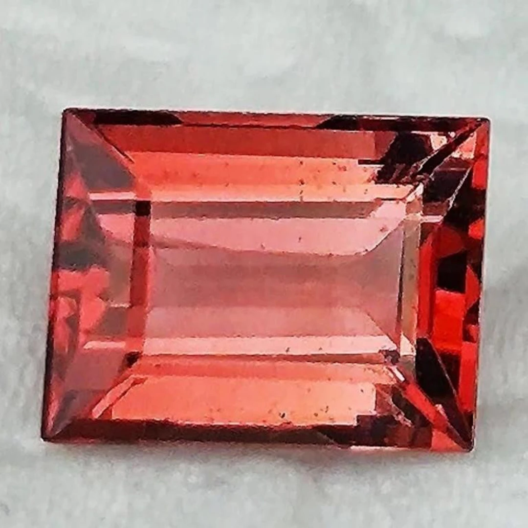 Natural Padparadscha Pink Tourmaline { Flawless-VV