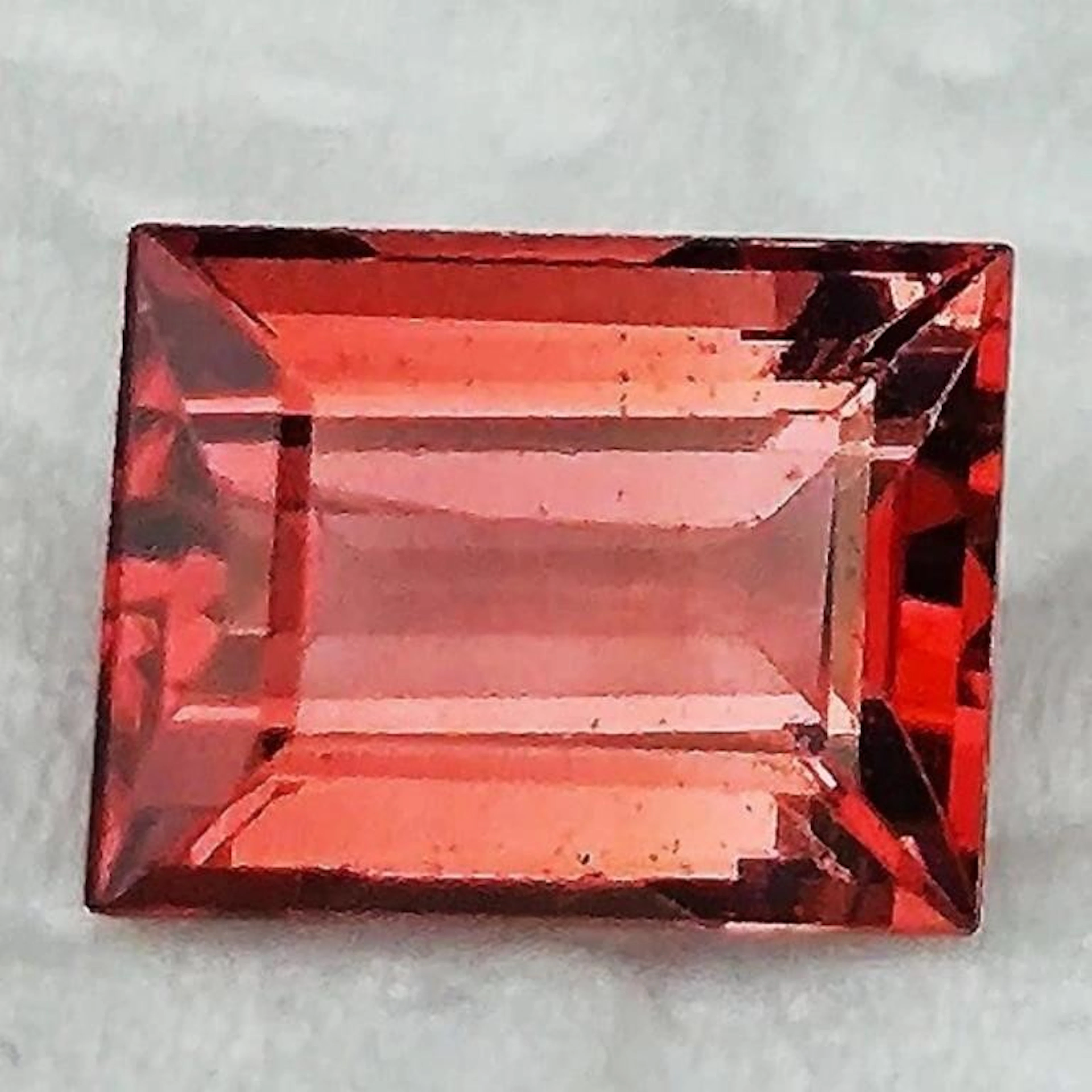 Natural Padparadscha Pink Tourmaline { Flawless-VV