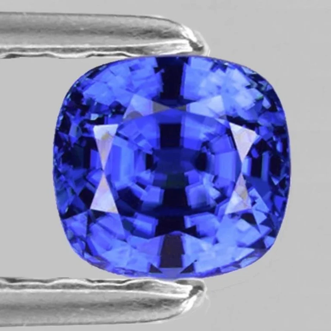 Natural Cushion Ceylon Blue Sapphire { VVS }