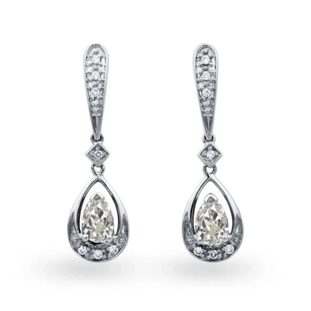Gold & White Diamond 4.25 Cts Earrings