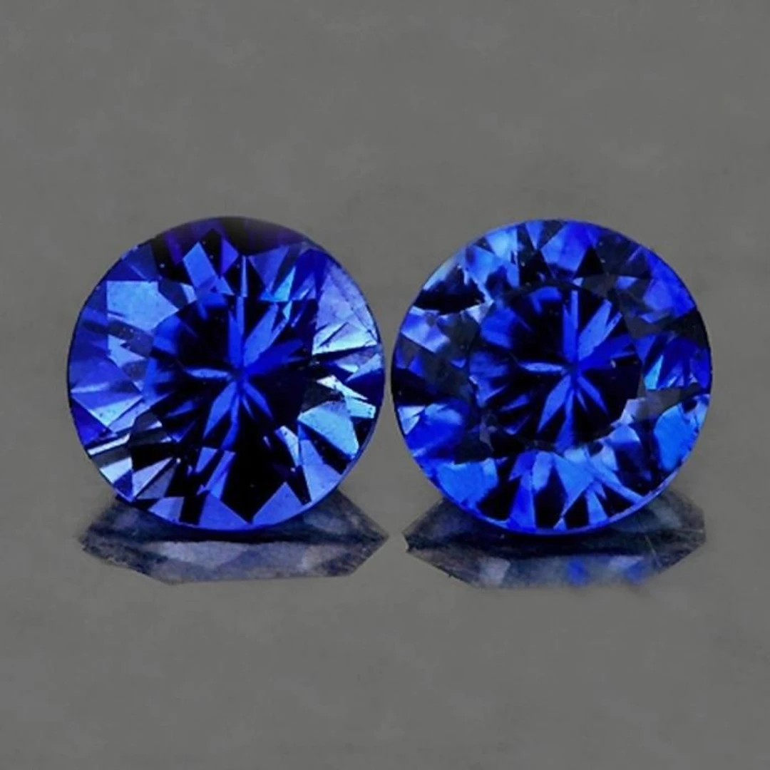 Natural Intense Blue Sapphire Pair [Flawless-VVS]
