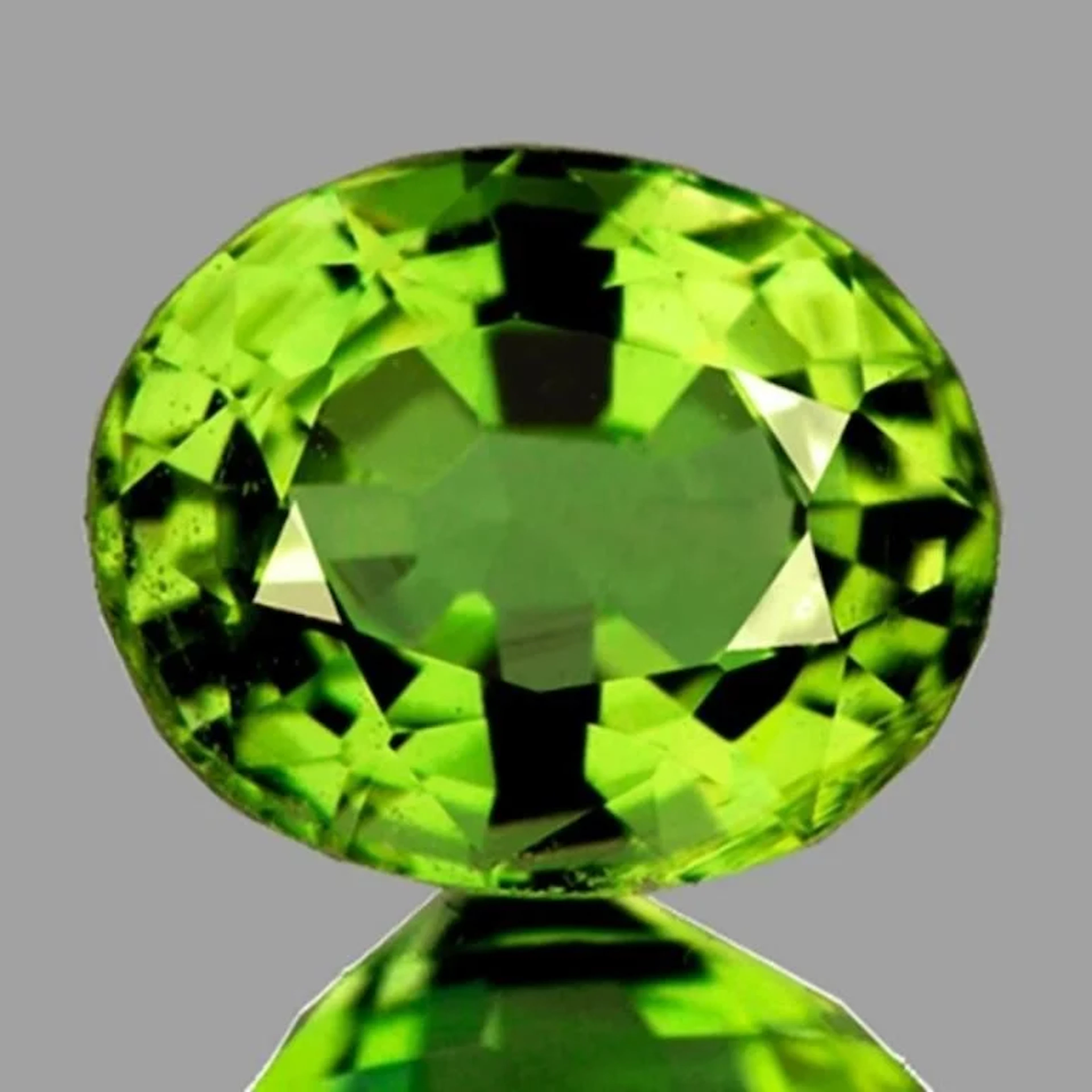 Natural Green Tourmaline {Flawless-VVS}