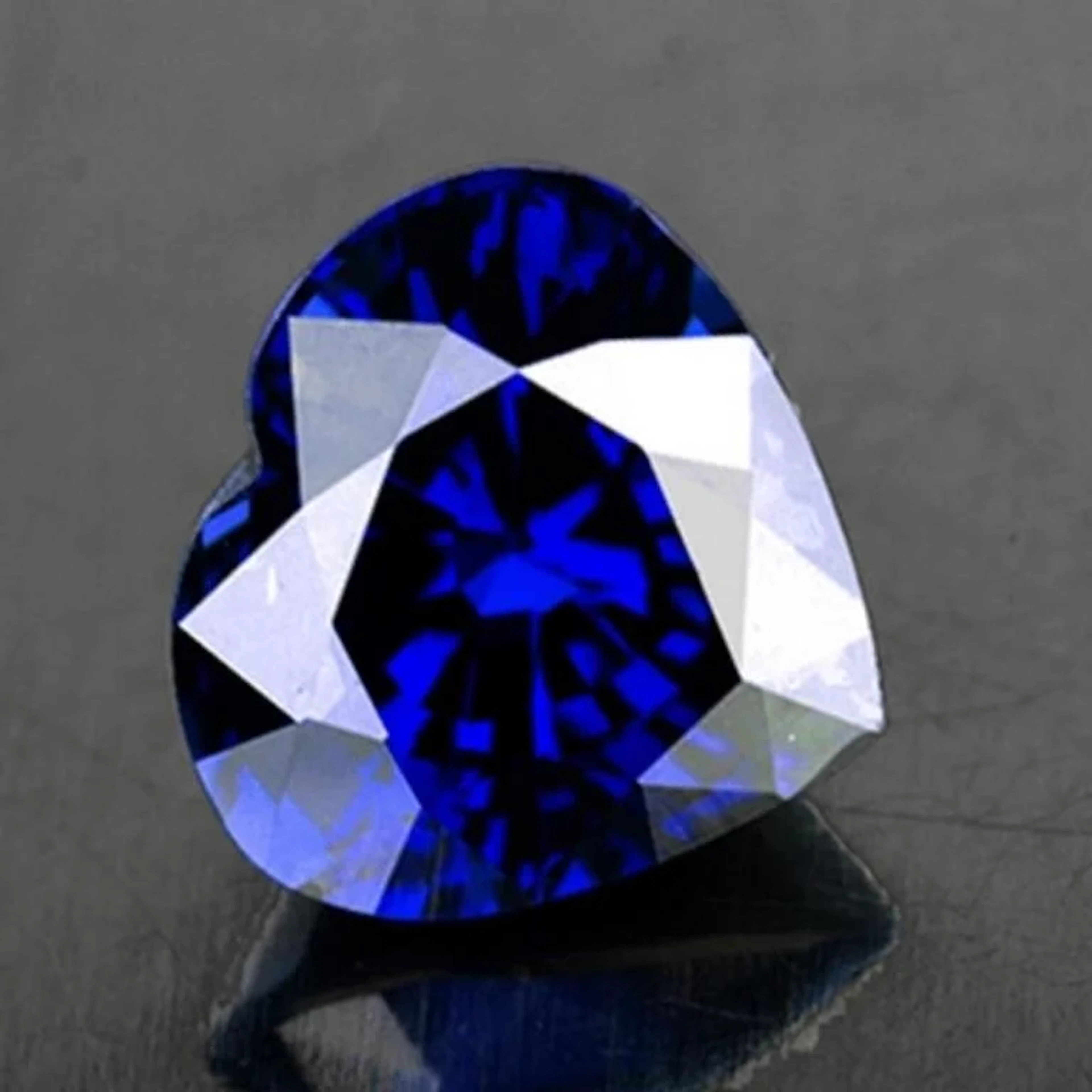 Natural Intense Royal Blue Heart Sapphire [Flawles