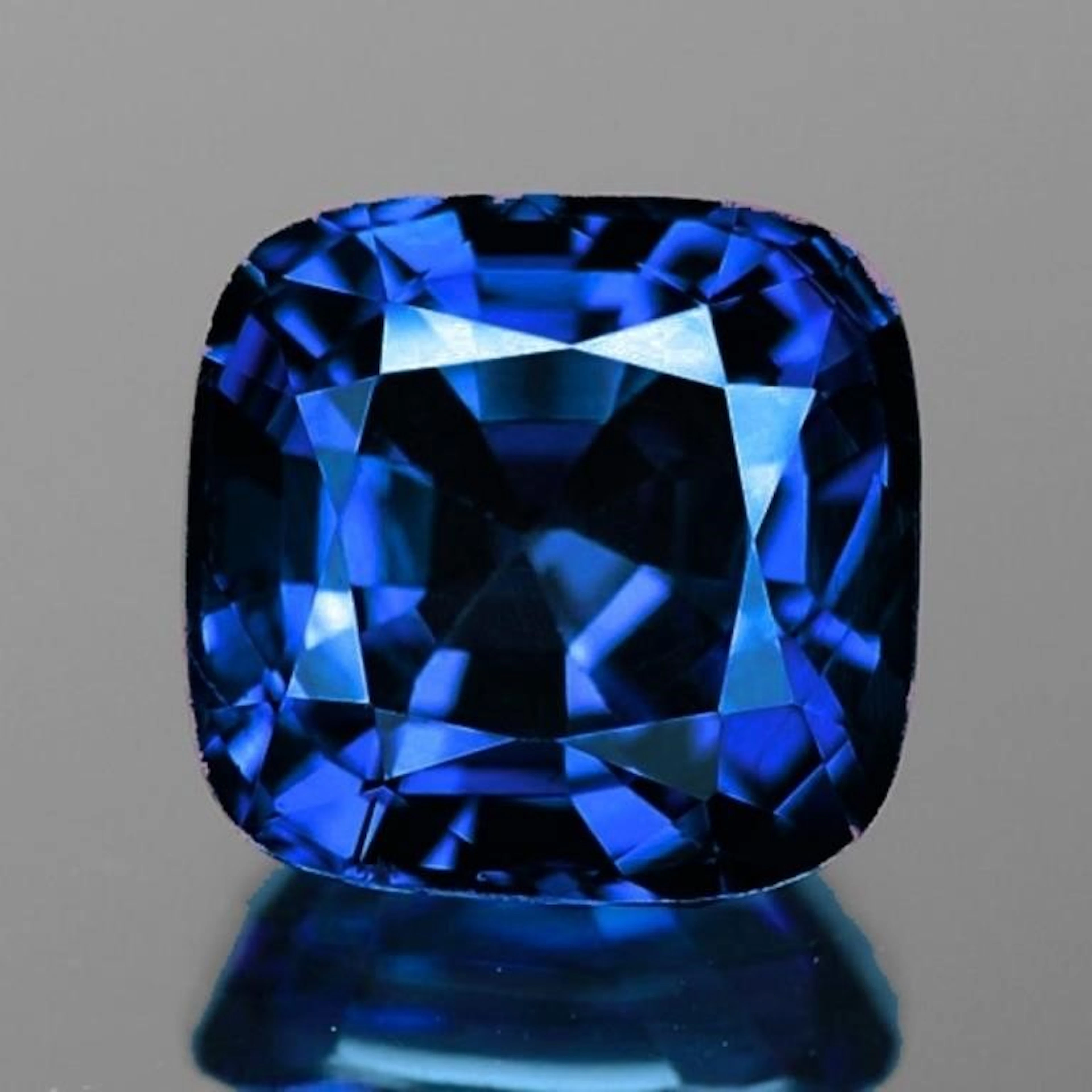 Natural Kashmir Cornflower Blue Sapphire {Flawless