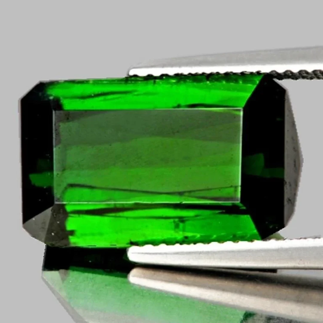 Natural Chrome Green Tourmaline 4.01 Cts {VVS-VS}