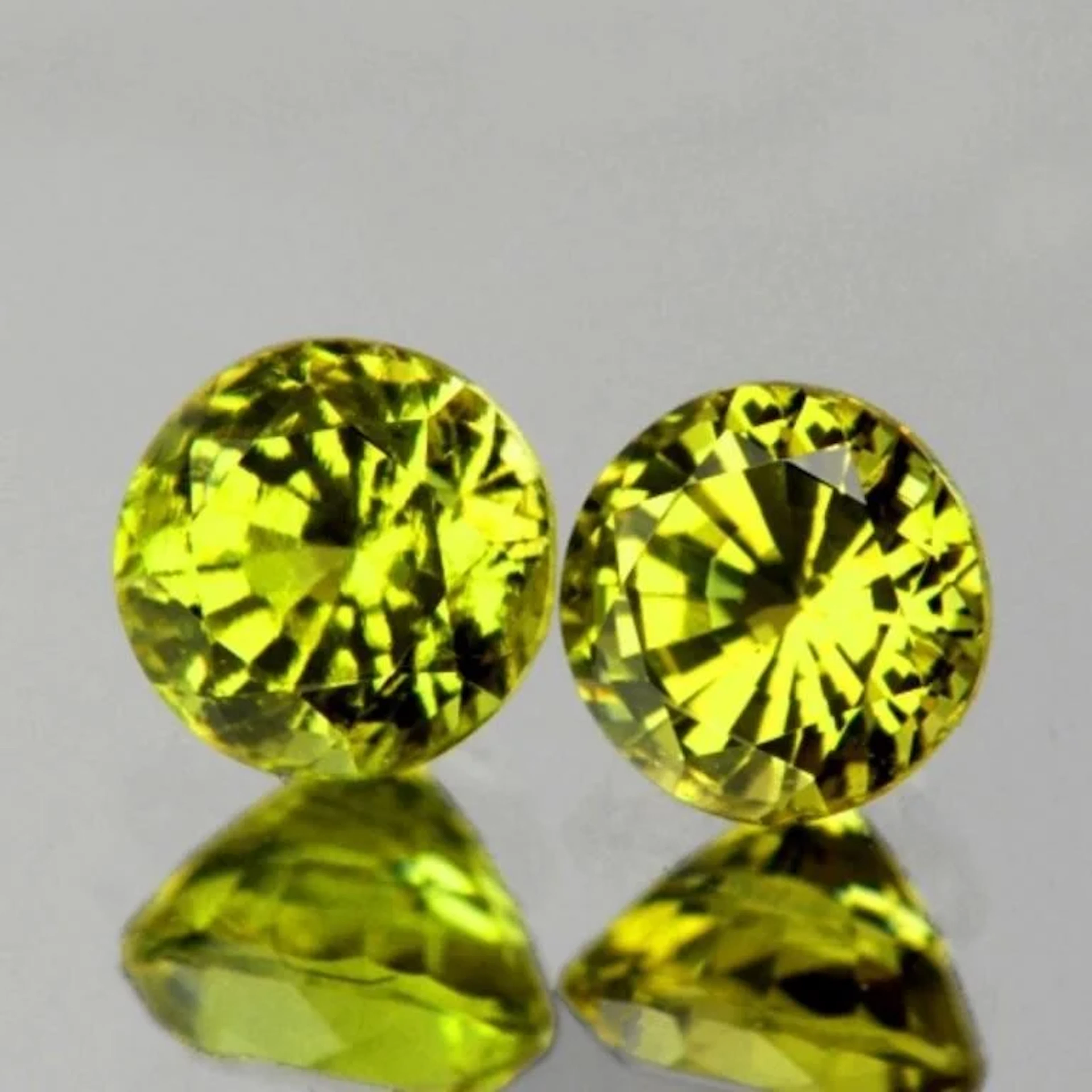 Natural Green Yellow Mali Garnet Pair{Flawless-VVS