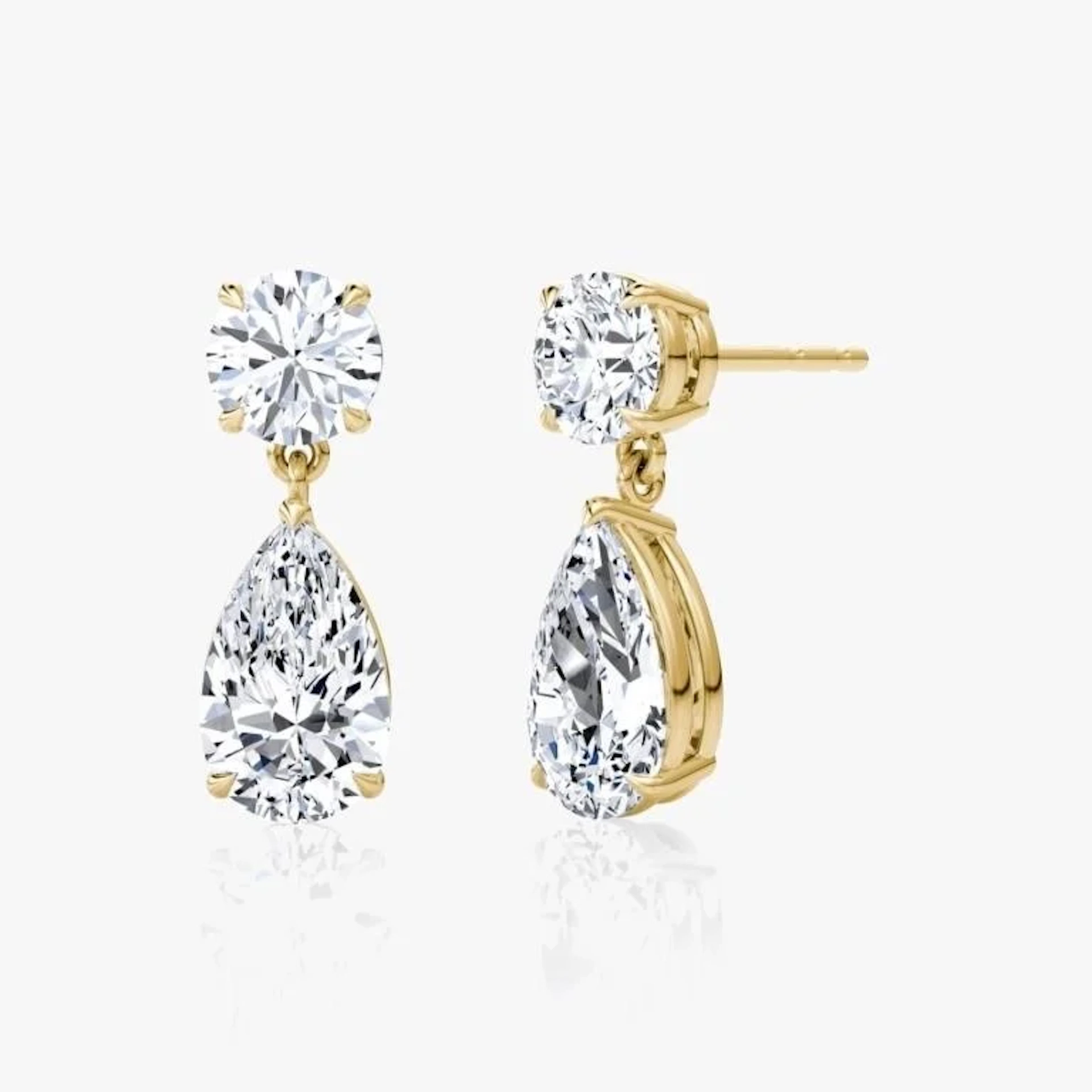 Gold & White Diamond 7.00 Cts Earrings