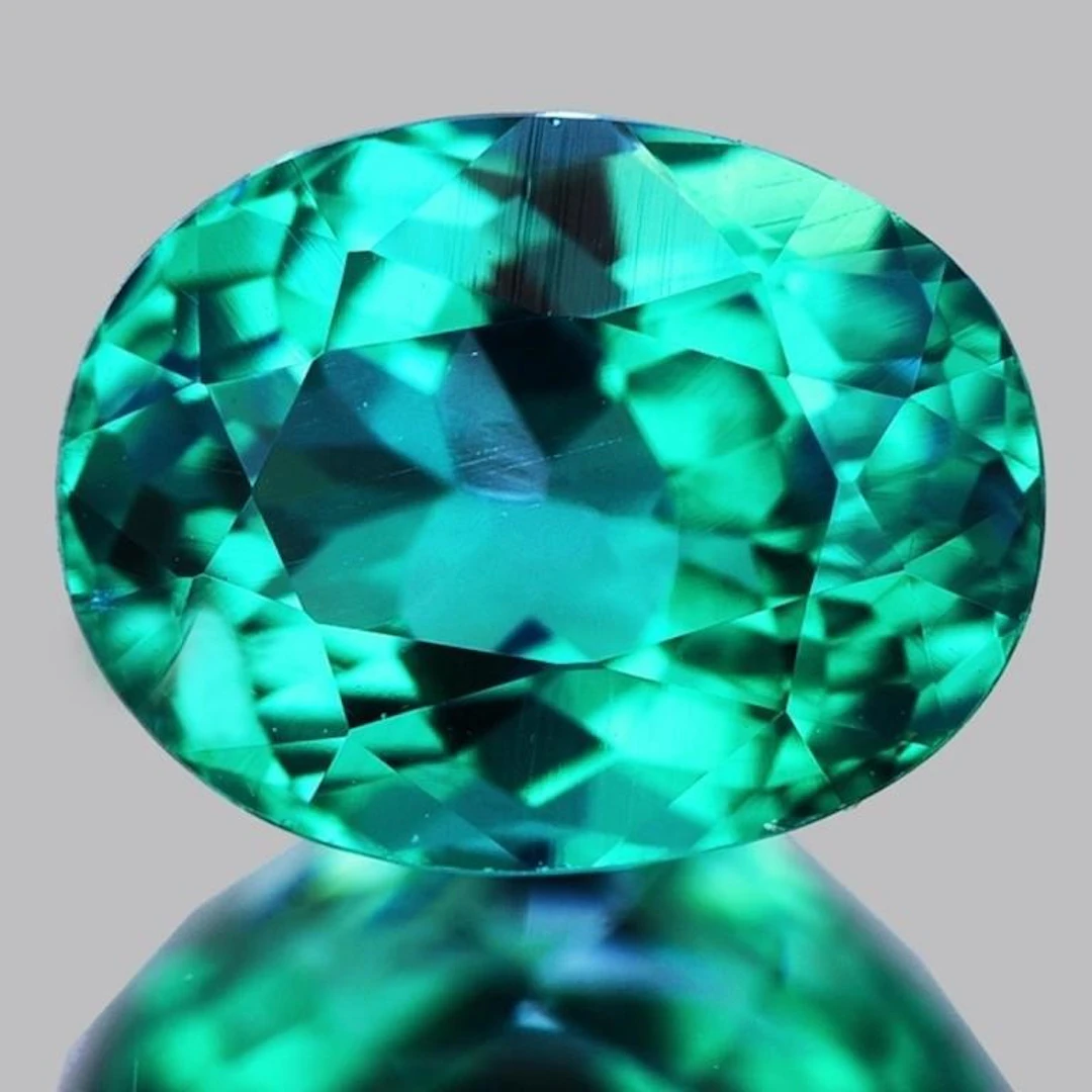 Natural Emerald Bluish/Green Apatite {VVS}