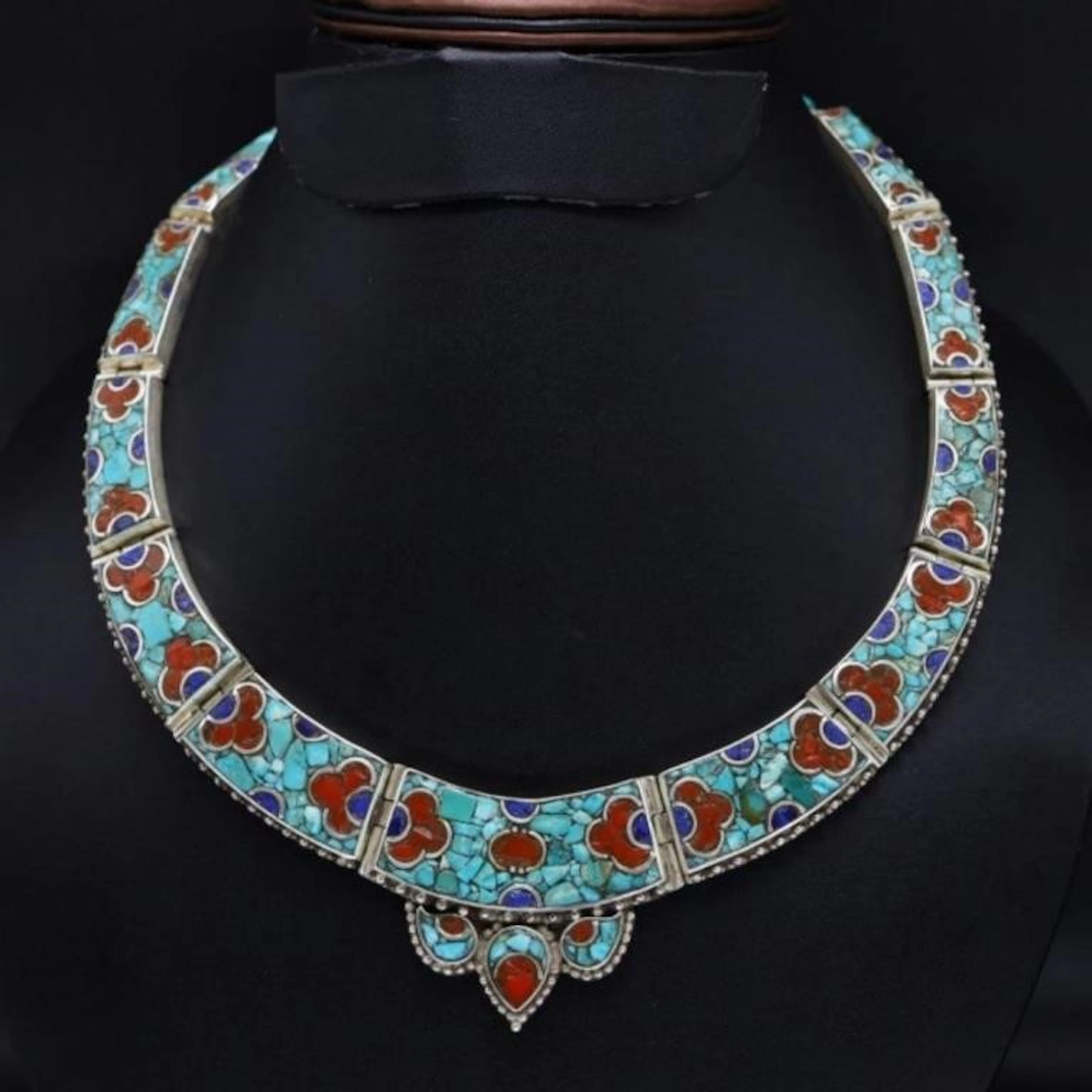 Tibet Natural Stone Tribal Queen Royal Necklace