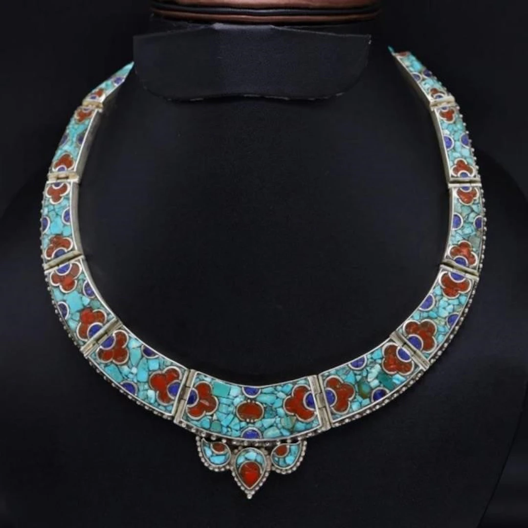 Tibet Natural Stone Tribal Queen Royal Necklace