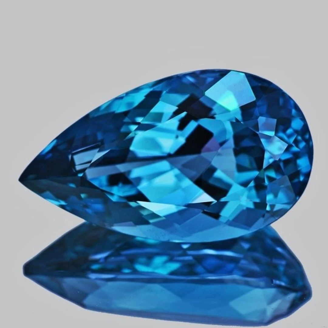 Natural Brazil London Blue Topaz {Flawless-VVS}