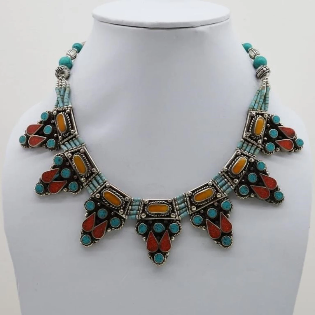 Tibet Natural Stone Tribal Queen Royal Necklace