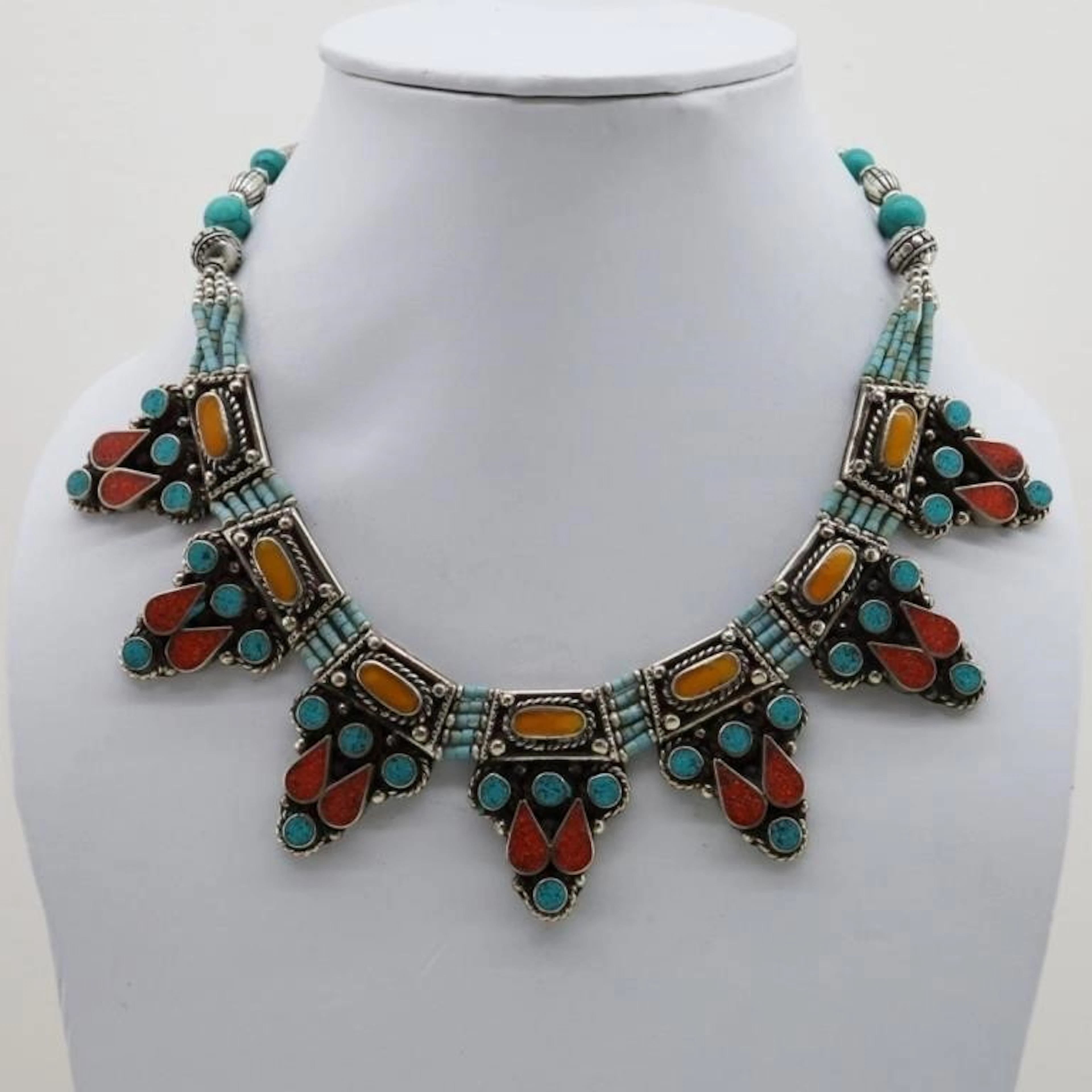 Tibet Natural Stone Tribal Queen Royal Necklace