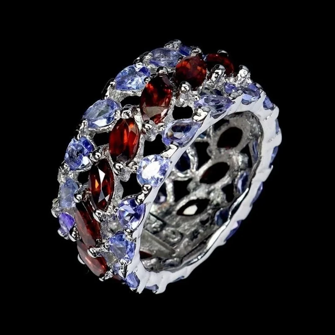 Natural Mozambique Garnet & Tanzanite Ring