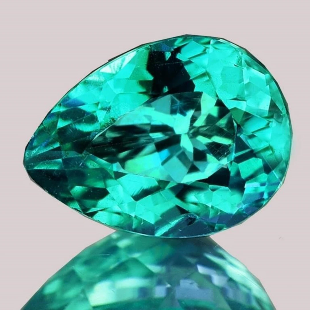 Natural Emerald Bluish/Green Apatite {Flawless-VVS