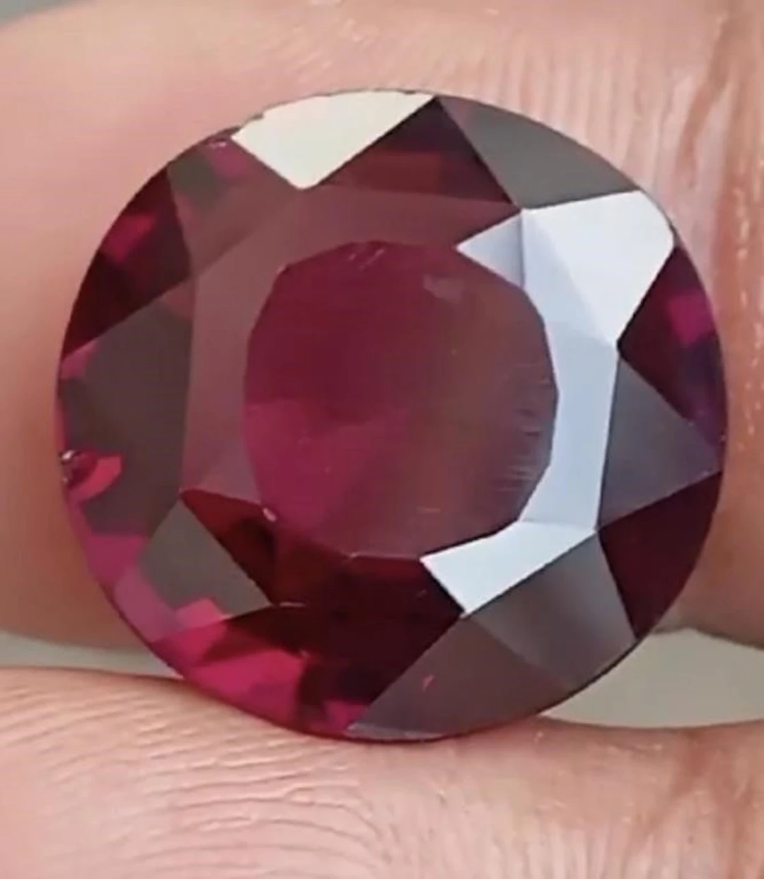 Natural Round Red Spinel 10.05 Cts - Untreated