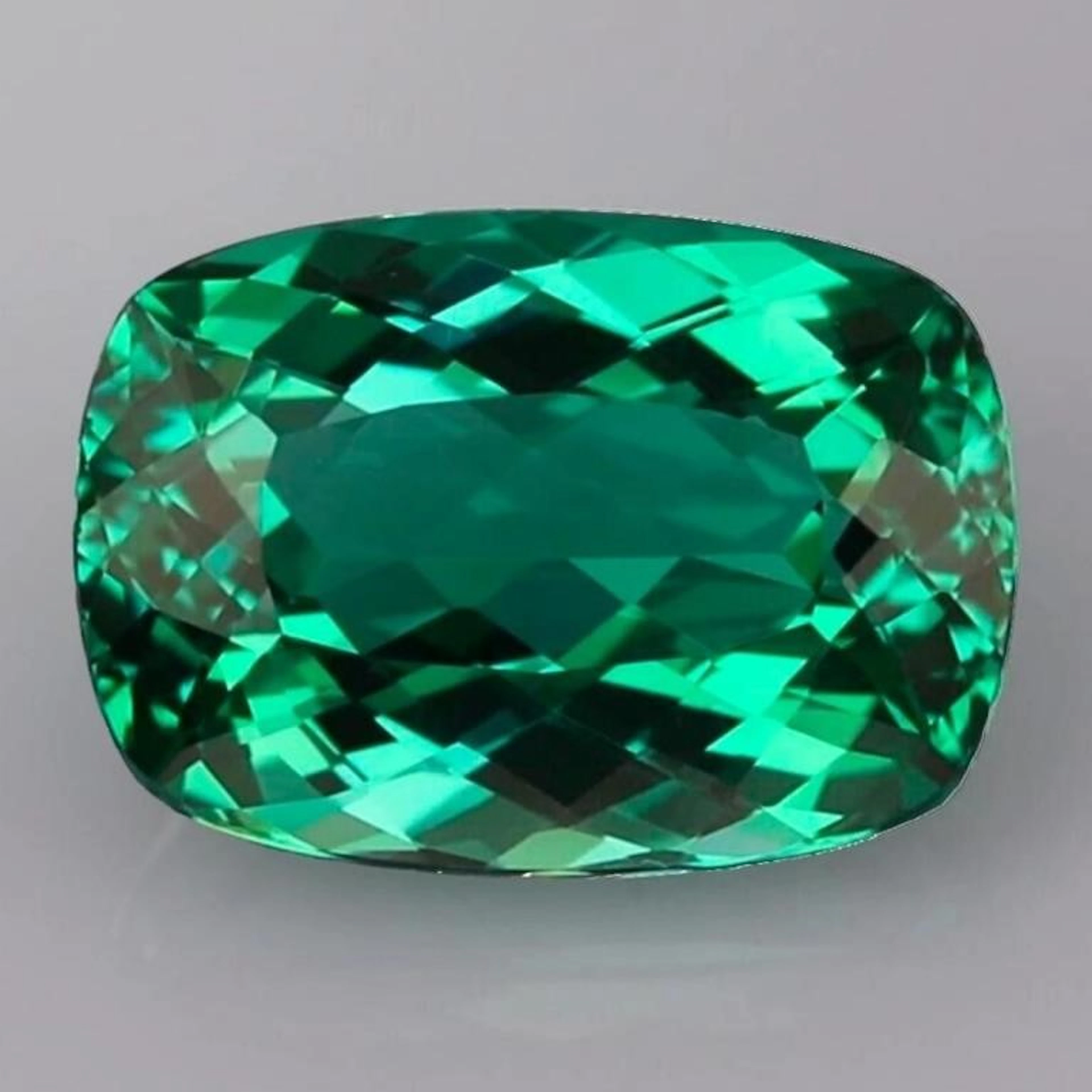 Natural Emerald Bluish/Green Brazil Apatite {Flaw