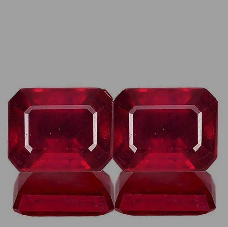 Natural AAA Fire Red Mozambique Ruby Pair | Barnebys