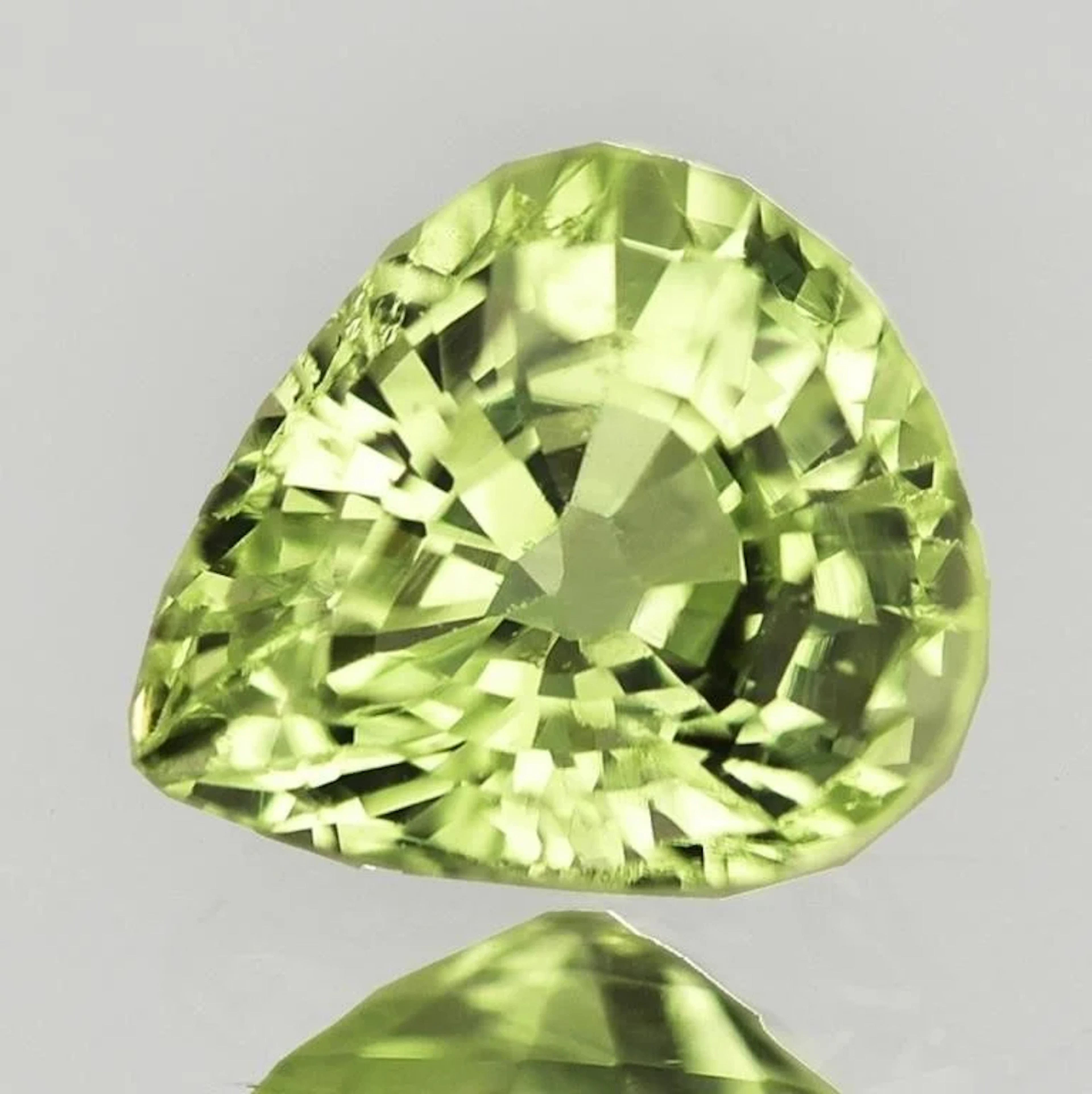 Natural Brazil Green Yellow Chrysoberyl {Flawless-