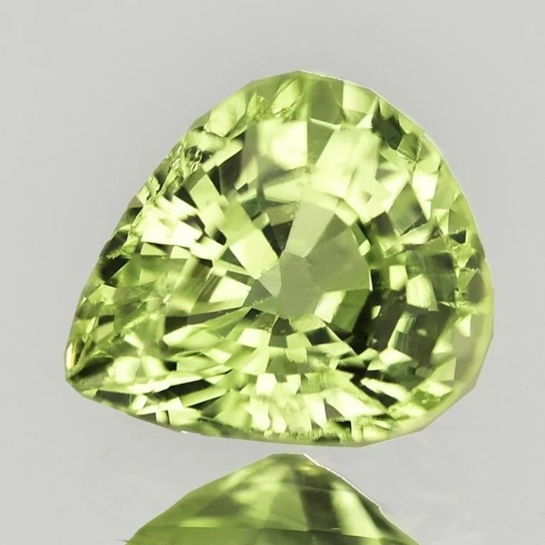 Natural Brazil Green Yellow Chrysoberyl {Flawless-