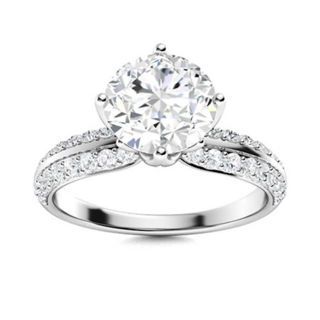 Gold & Brilliant White Diamond 4.50 Cts Ring - E/V