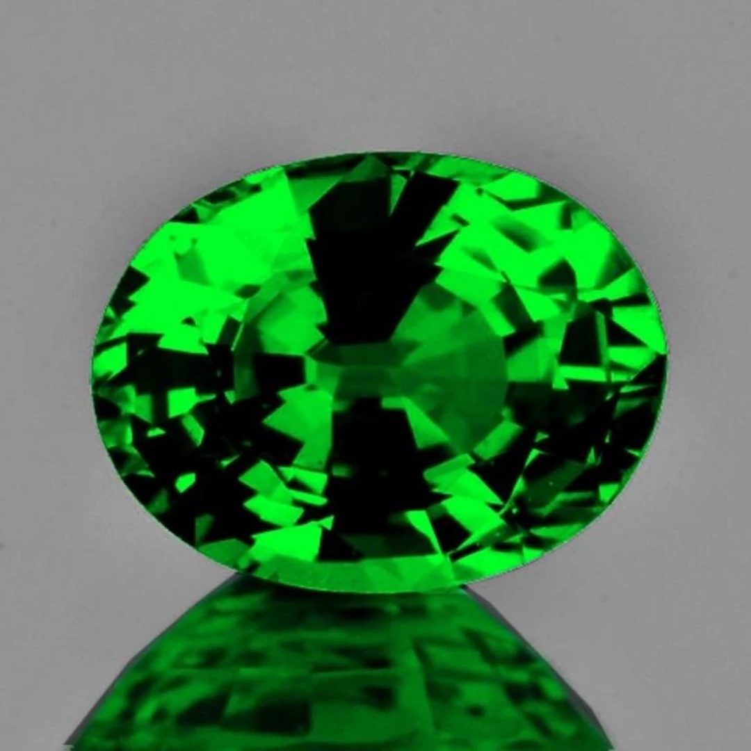 Natural Green Tsavorite Garnet {Flawless-VVS}