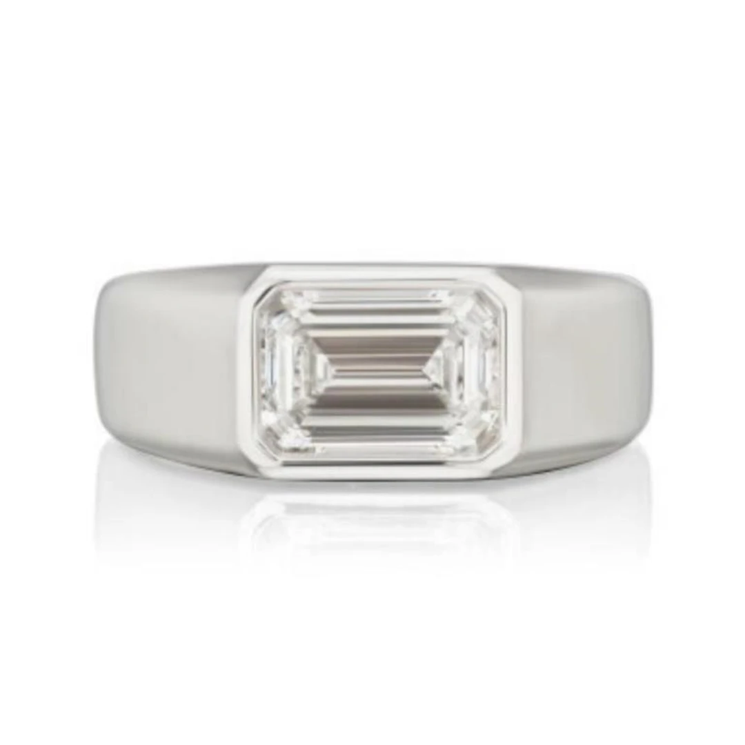 18k Gold & White Diamond 3.05 Cts Ring - E/VVS