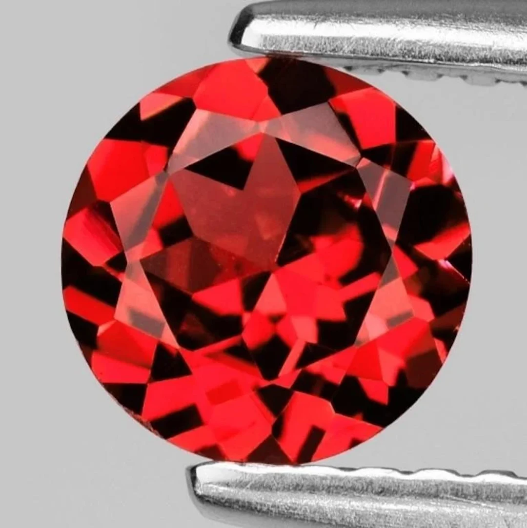 Natural Intense Mahenge Sunset Spinel {Flawless-VV