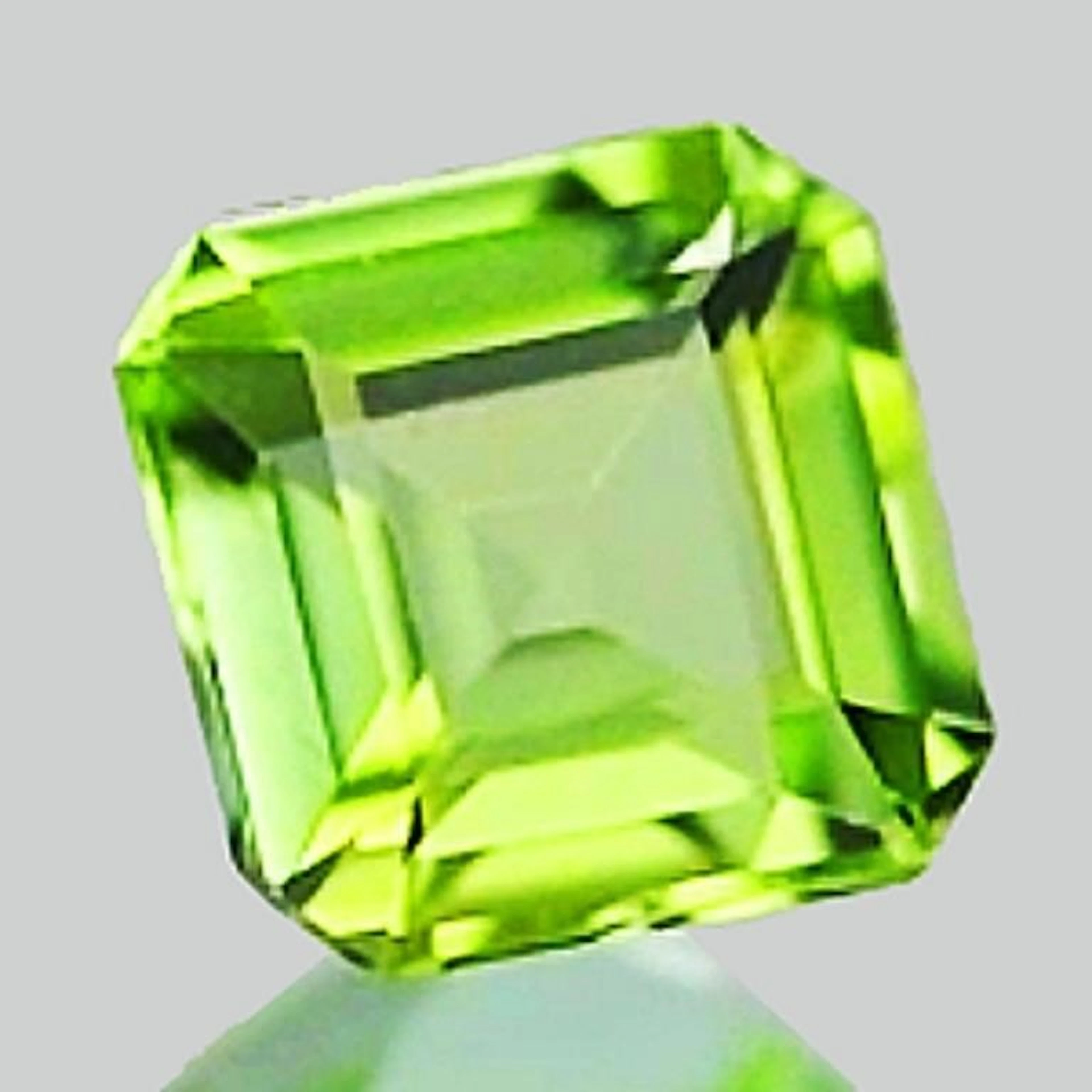 Natural Asscher Green Tourmaline {Flawless-VVS}