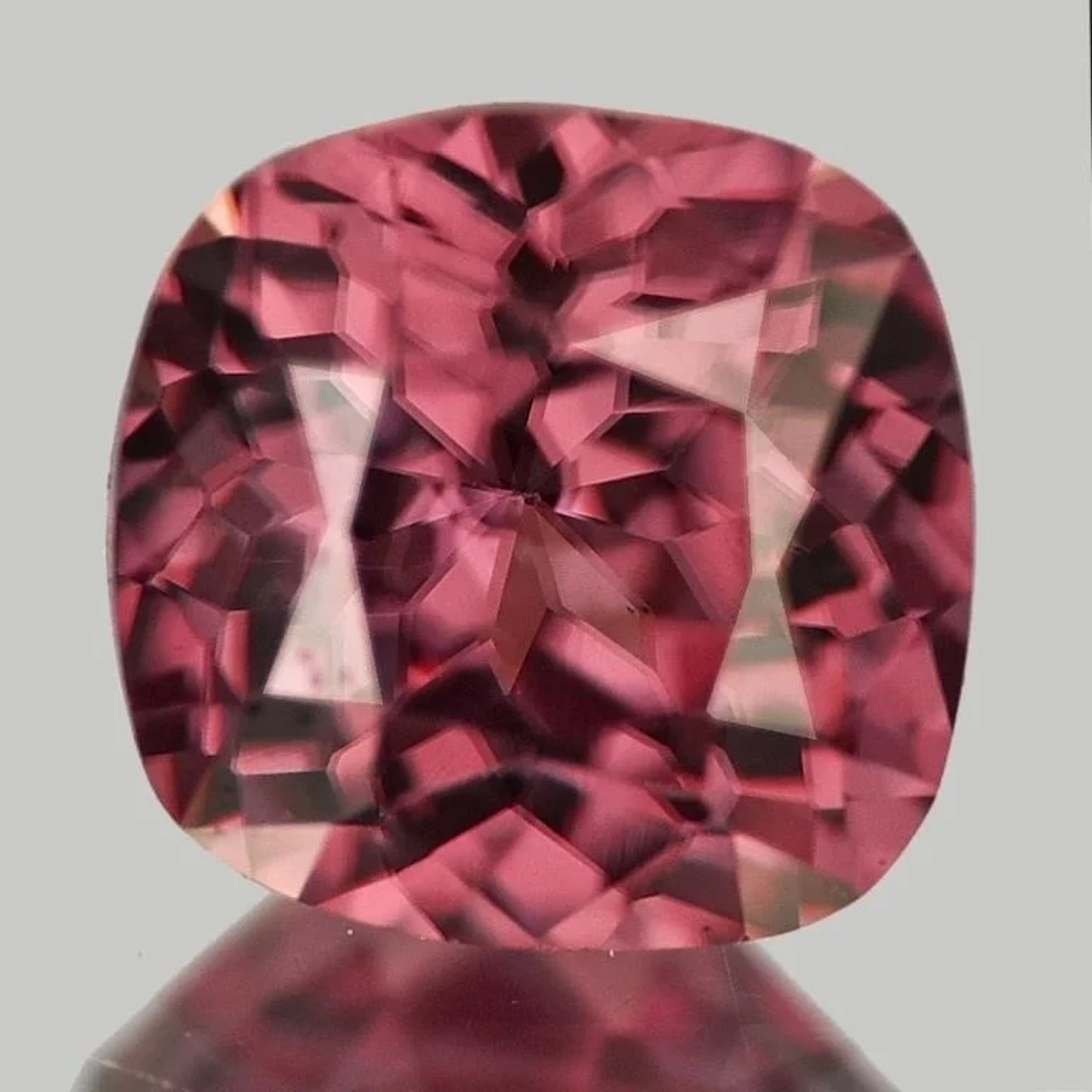 Natural Intense Mahenge Pink Malaya Garnet {Flawle