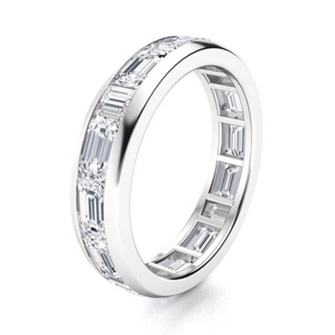 Gold & Lab Round Diamond 5.00 Cts Eternity Ring