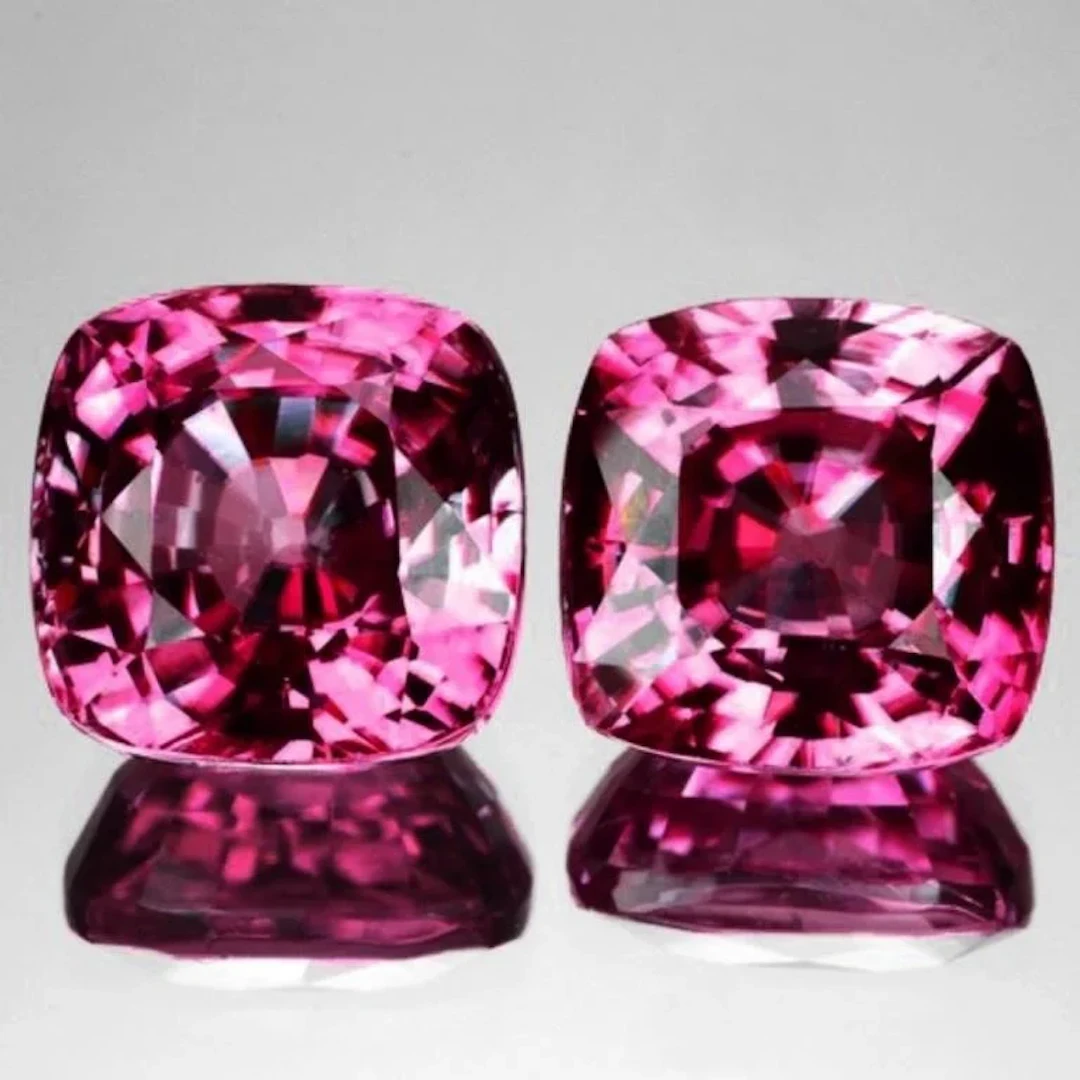 Natural Red Pink Sapphire Pair {Flawless-VVS}