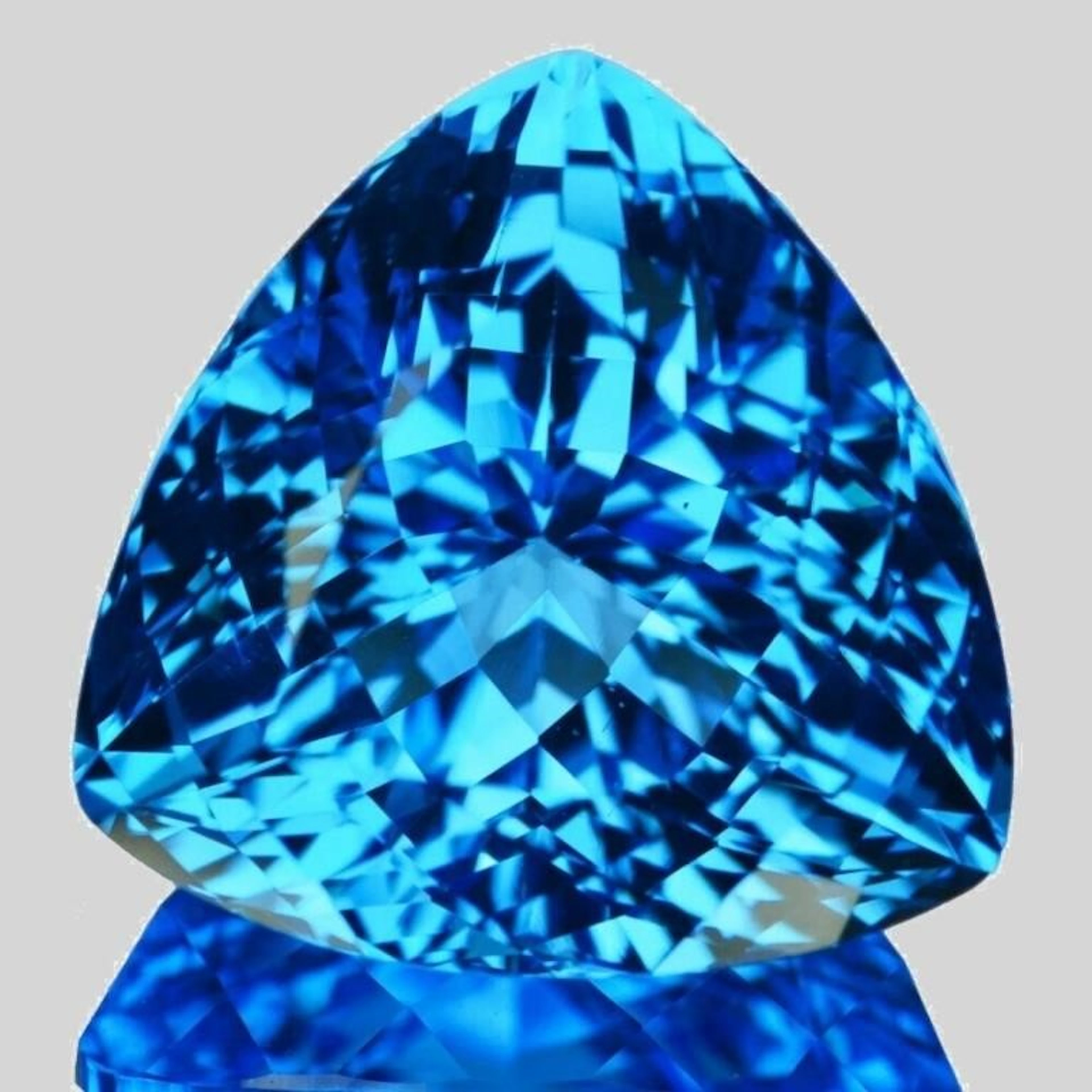 Natural Trillion AAA Swiss Blue Topaz 78 Cts {Flaw