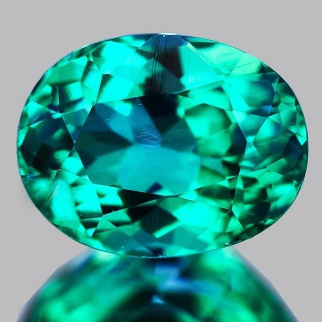 Natural Emerald Bluish/Green Apatite {VVS}