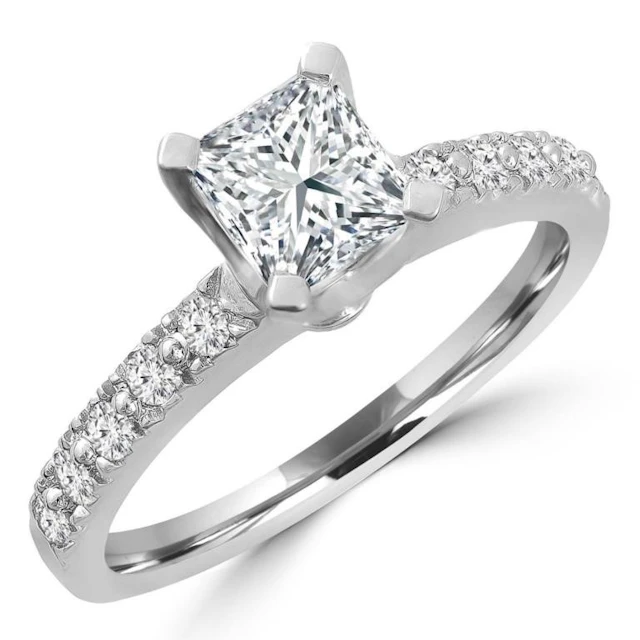 Gold & Princess White Diamond 1.02 Cts Ring - E/VV